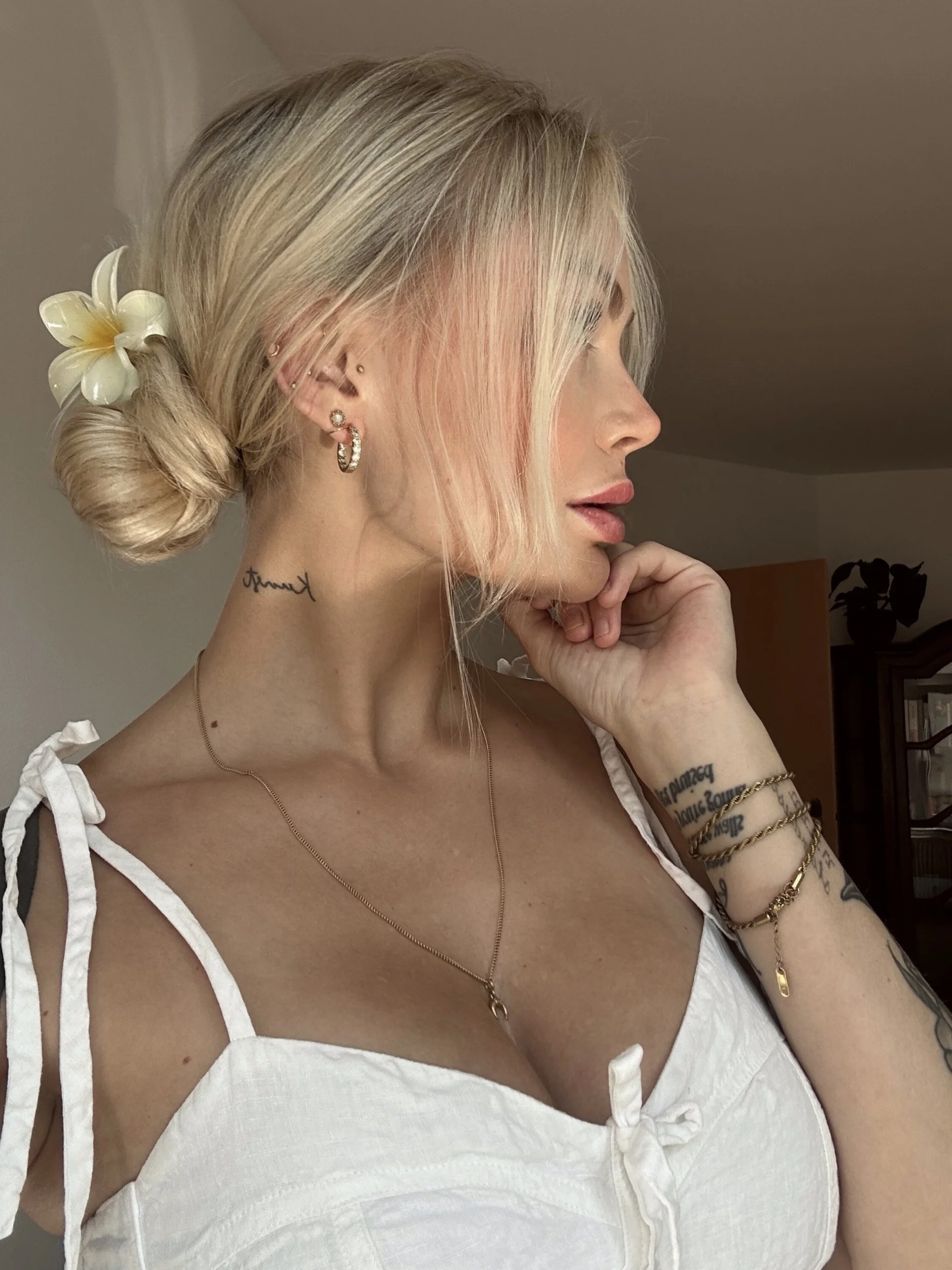 XXX Porn Photo of Nude henriettex 24