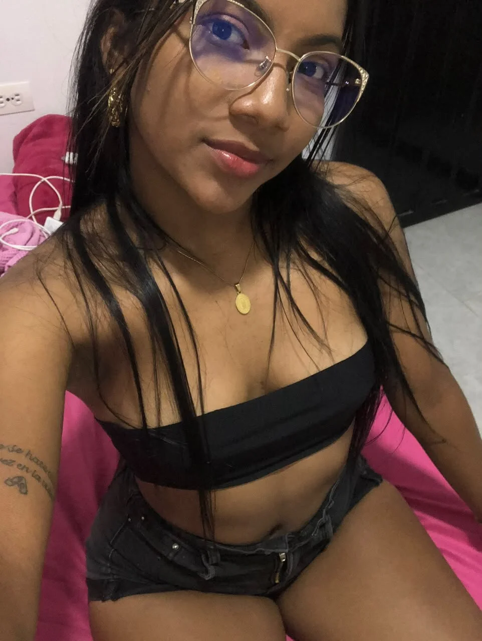 XXX Porn Photo of Nude sara18noir 32