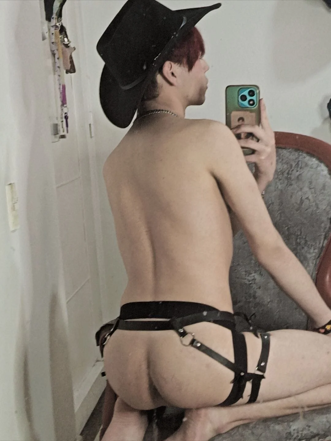 XXX Porn Photo of Nude Luckystricke_tay 8