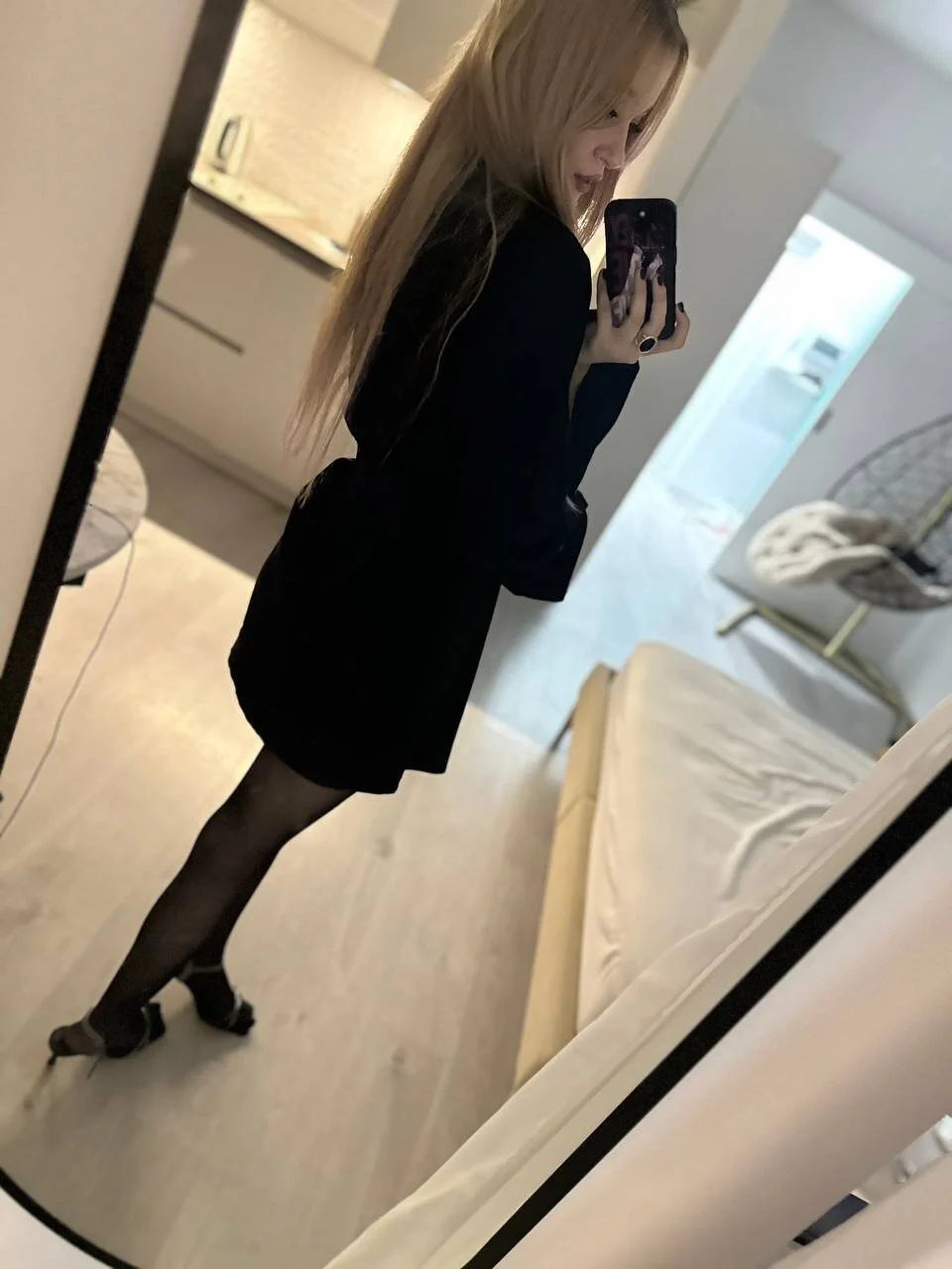 XXX Porn Photo of Nude HeyMonkey_ 1