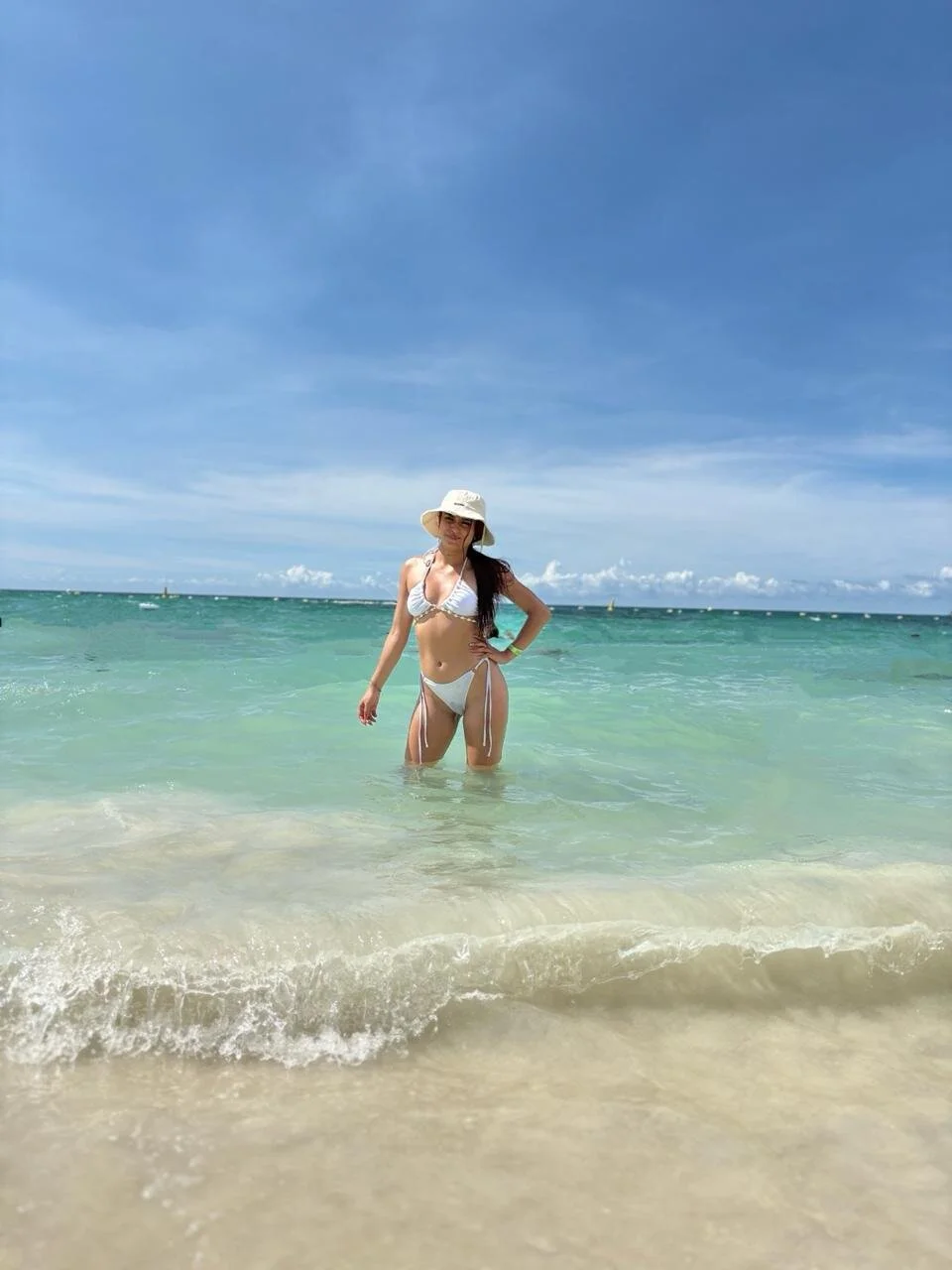 XXX Porn Photo of Nude Monttserratt 38