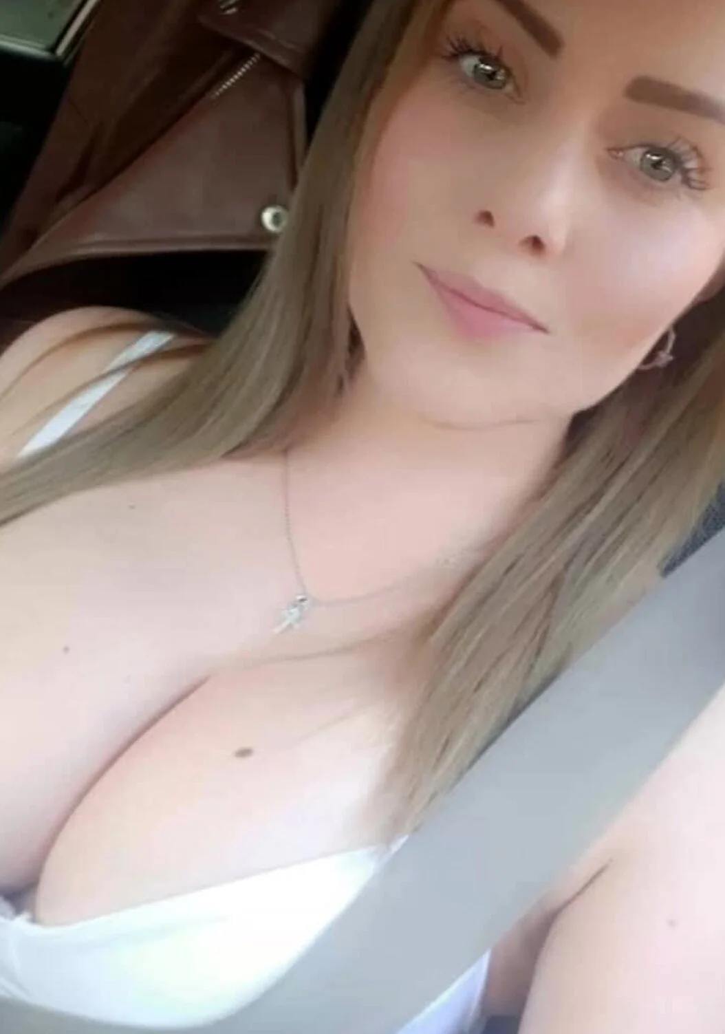 XXX Porn Photo of Nude LiLi_Piiink 3