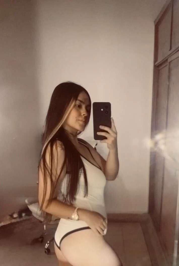XXX Porn Photo of Nude Lyra_Dream 5