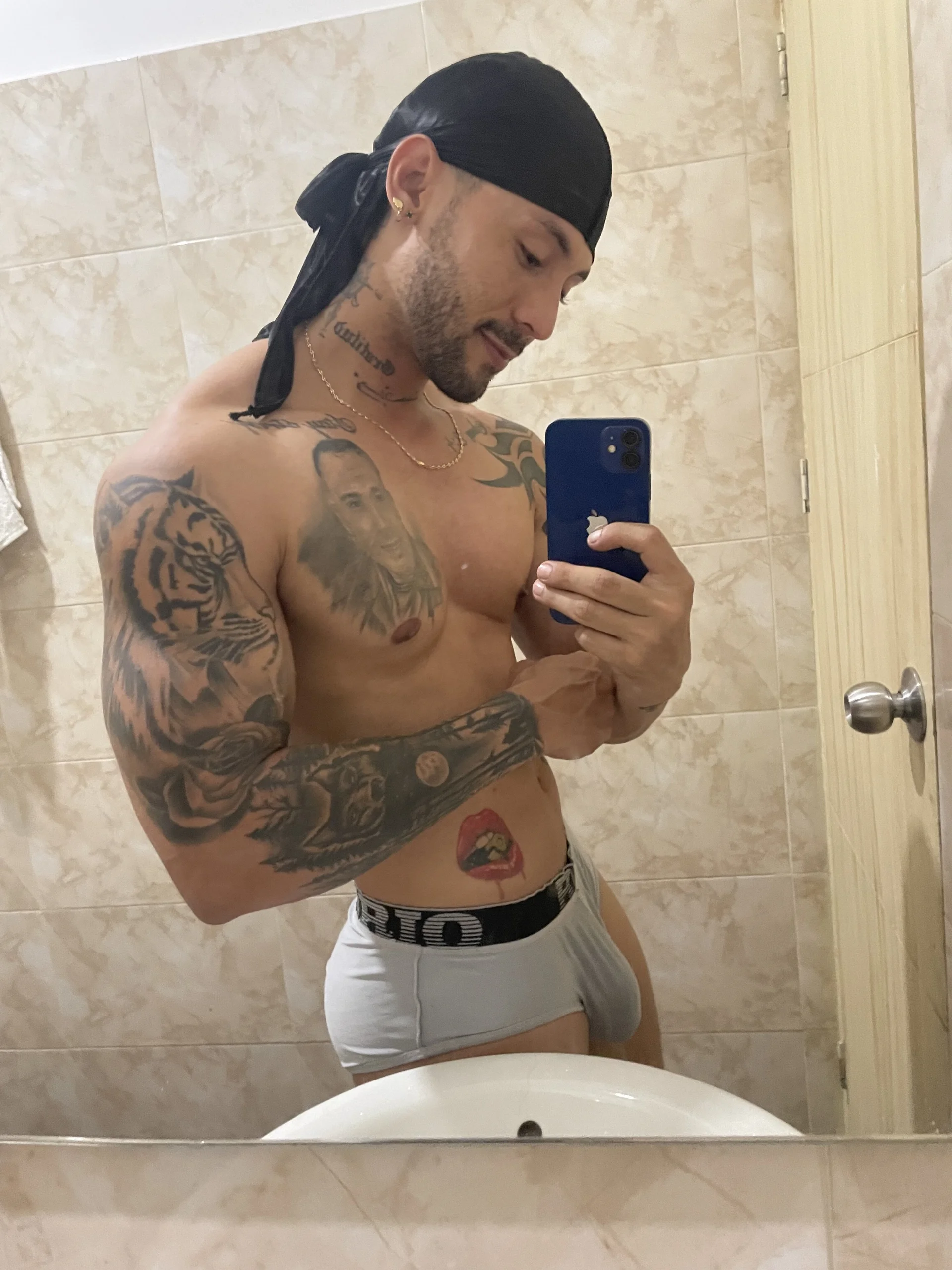 XXX Porn Photo of Nude kenny-race 9