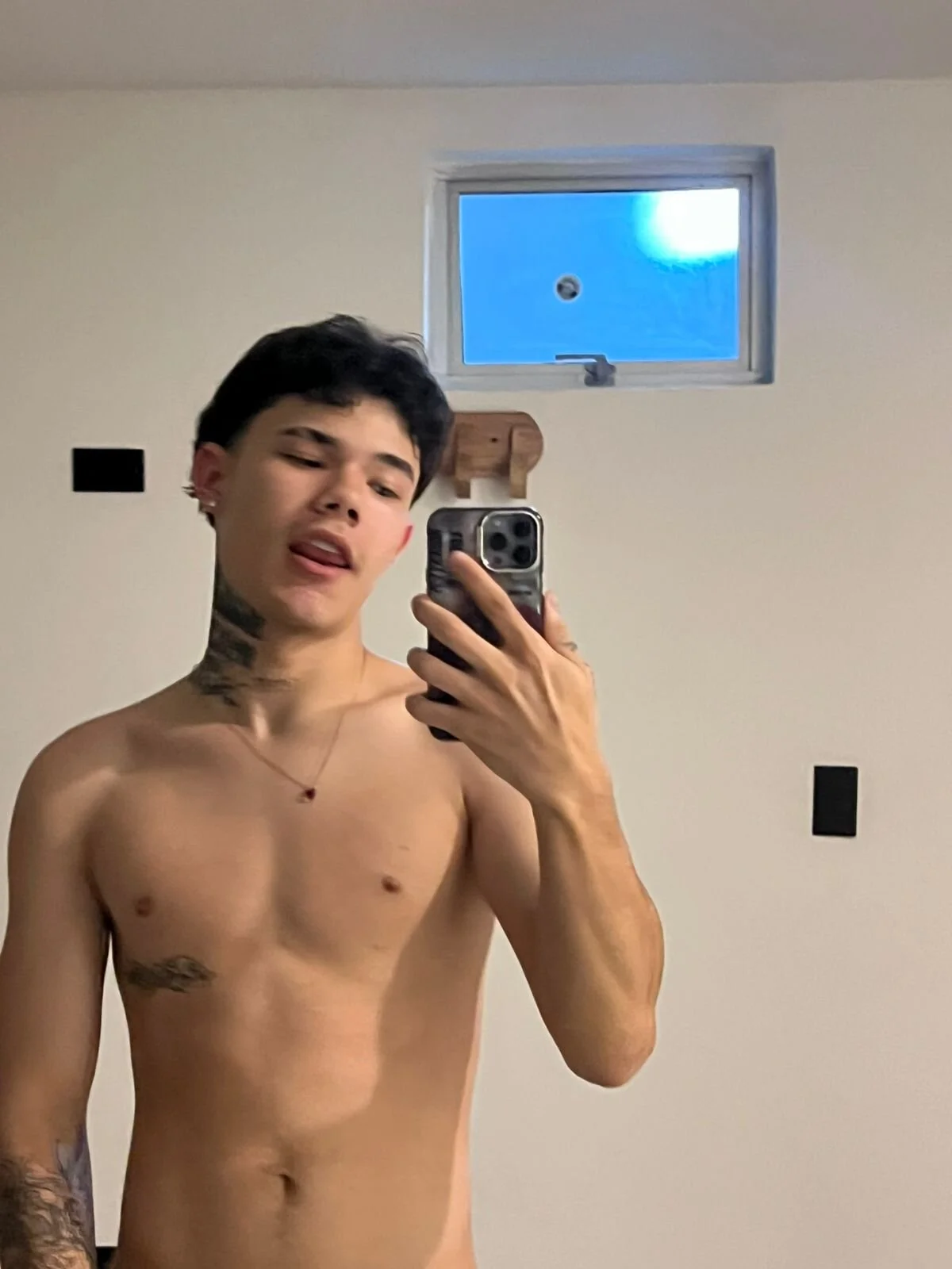 XXX Porn Photo of Nude Ace_Sevenn 2