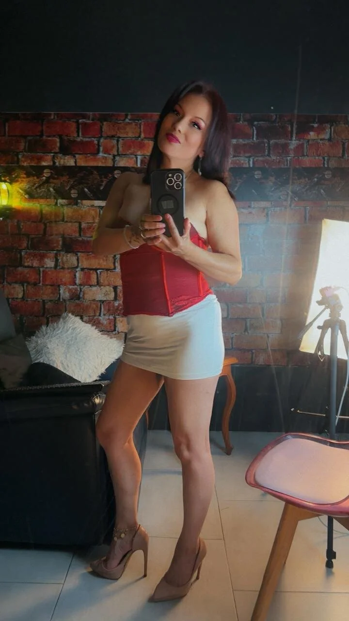 XXX Porn Photo of Nude Eva__Milanoo 24
