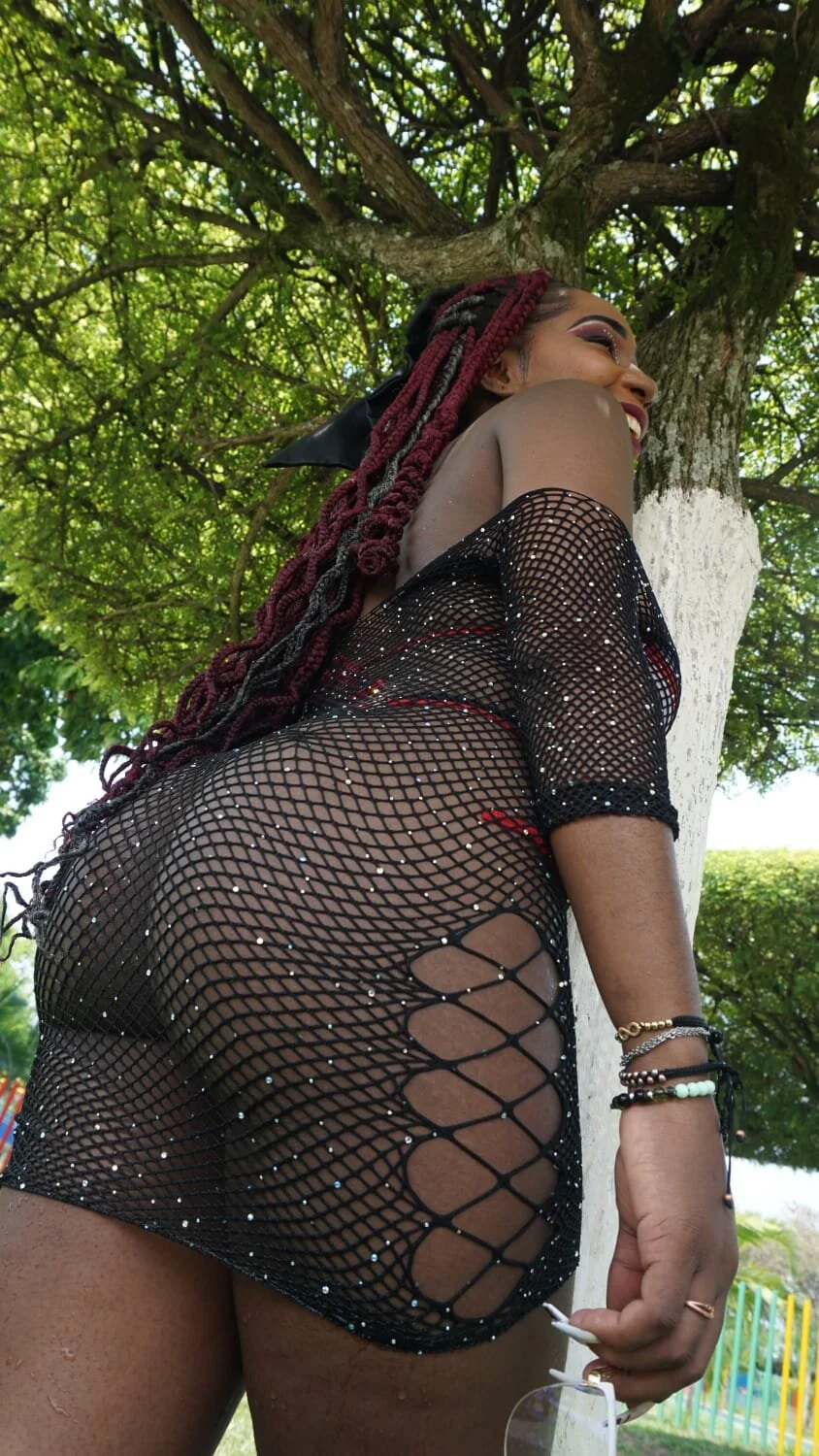 XXX Porn Photo of Nude sara_greyx 25