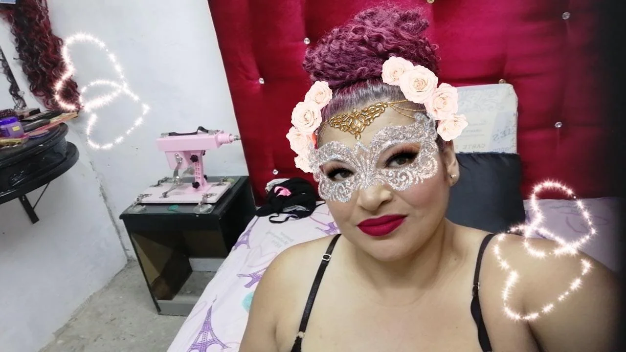 XXX Porn Photo of Nude LuisaSLove 16