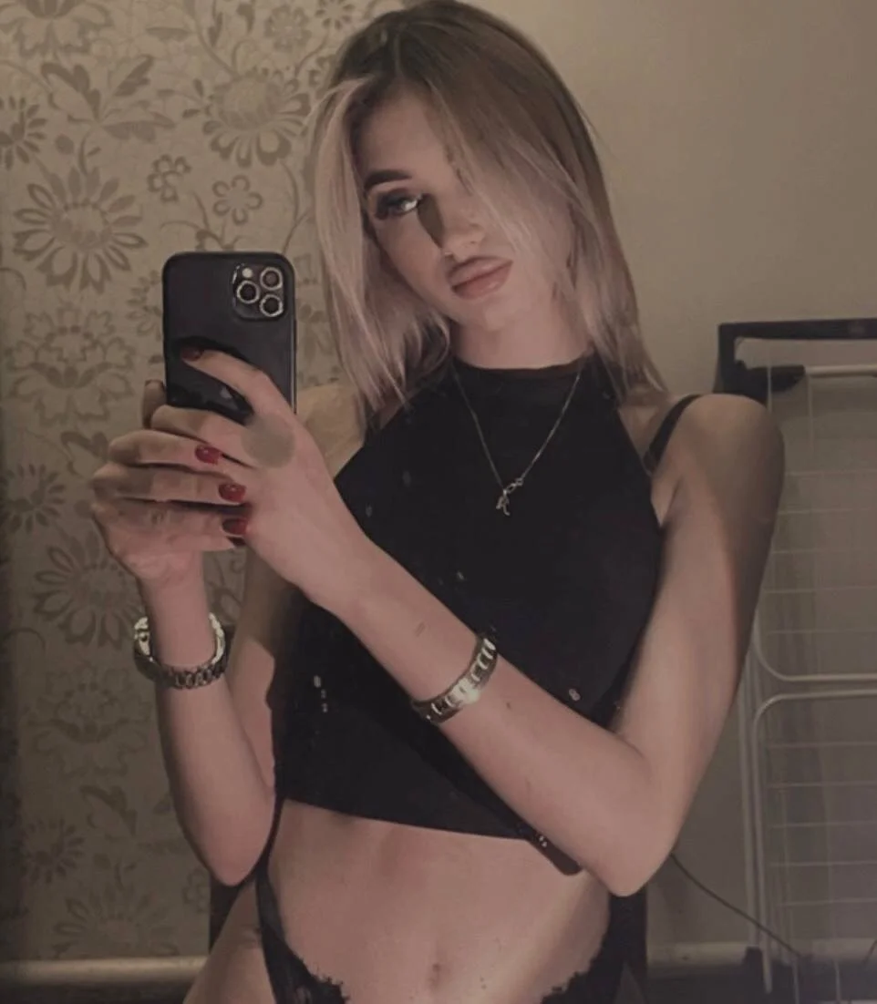 XXX Porn Photo of Nude Danger_Bella 15