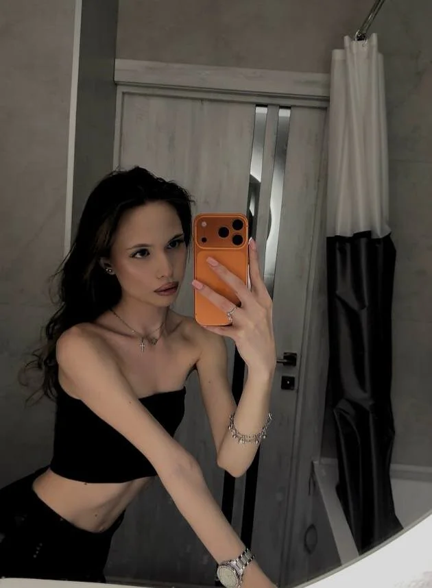XXX Porn Photo of Nude MelvinaVenzeio 10