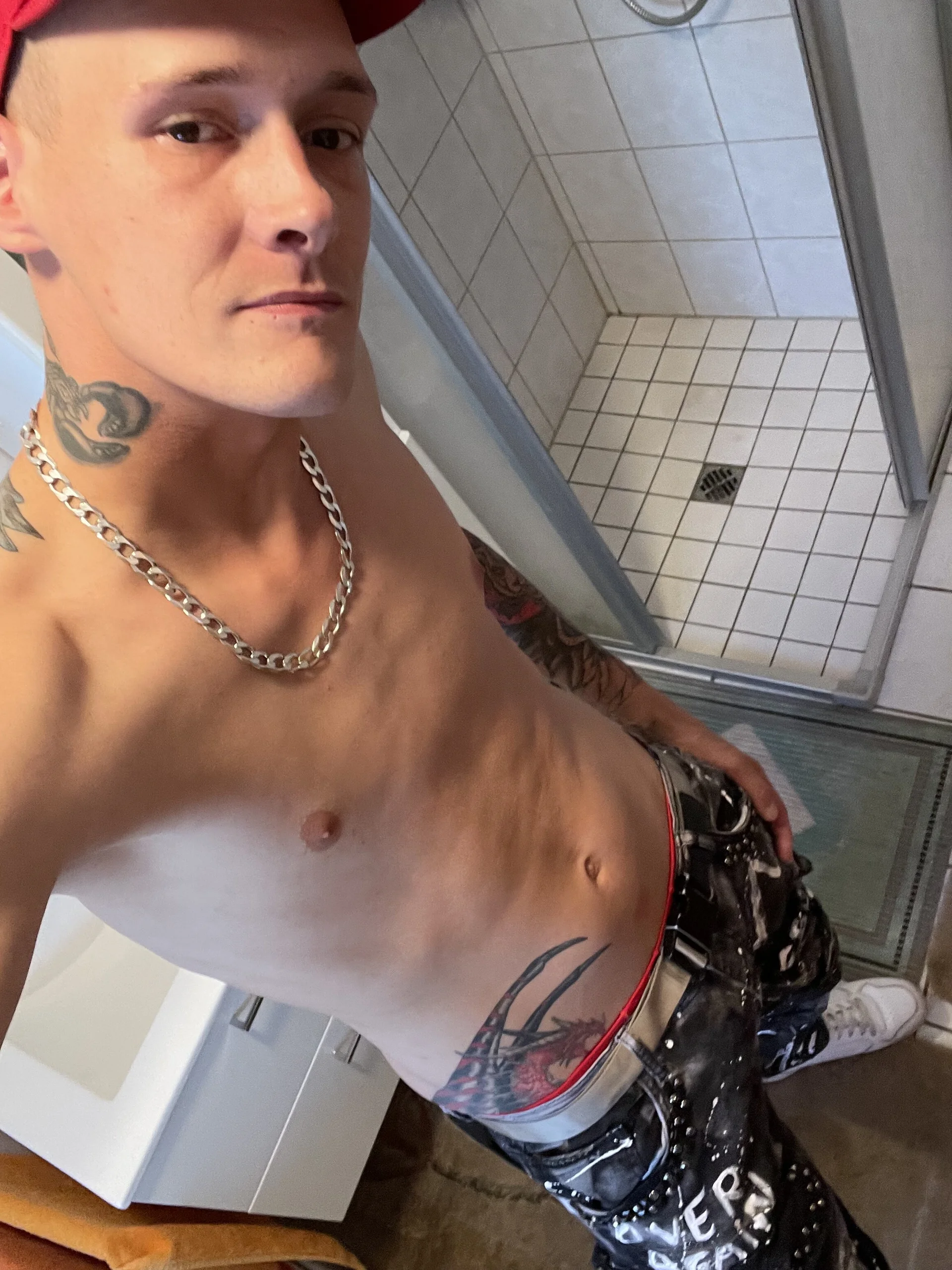 XXX Porn Photo of Nude Donaldduck0069 9