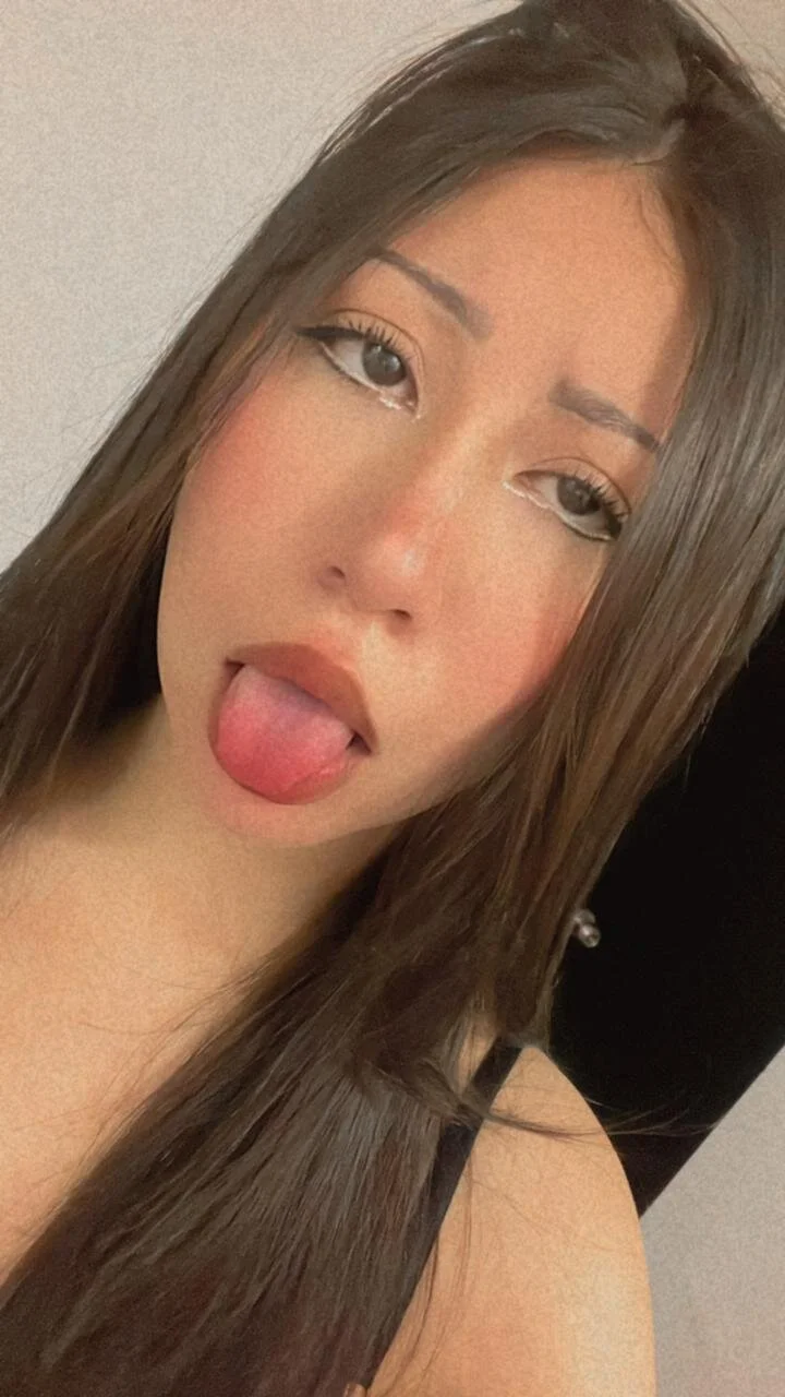 XXX Porn Photo of Nude I_am_tori 2
