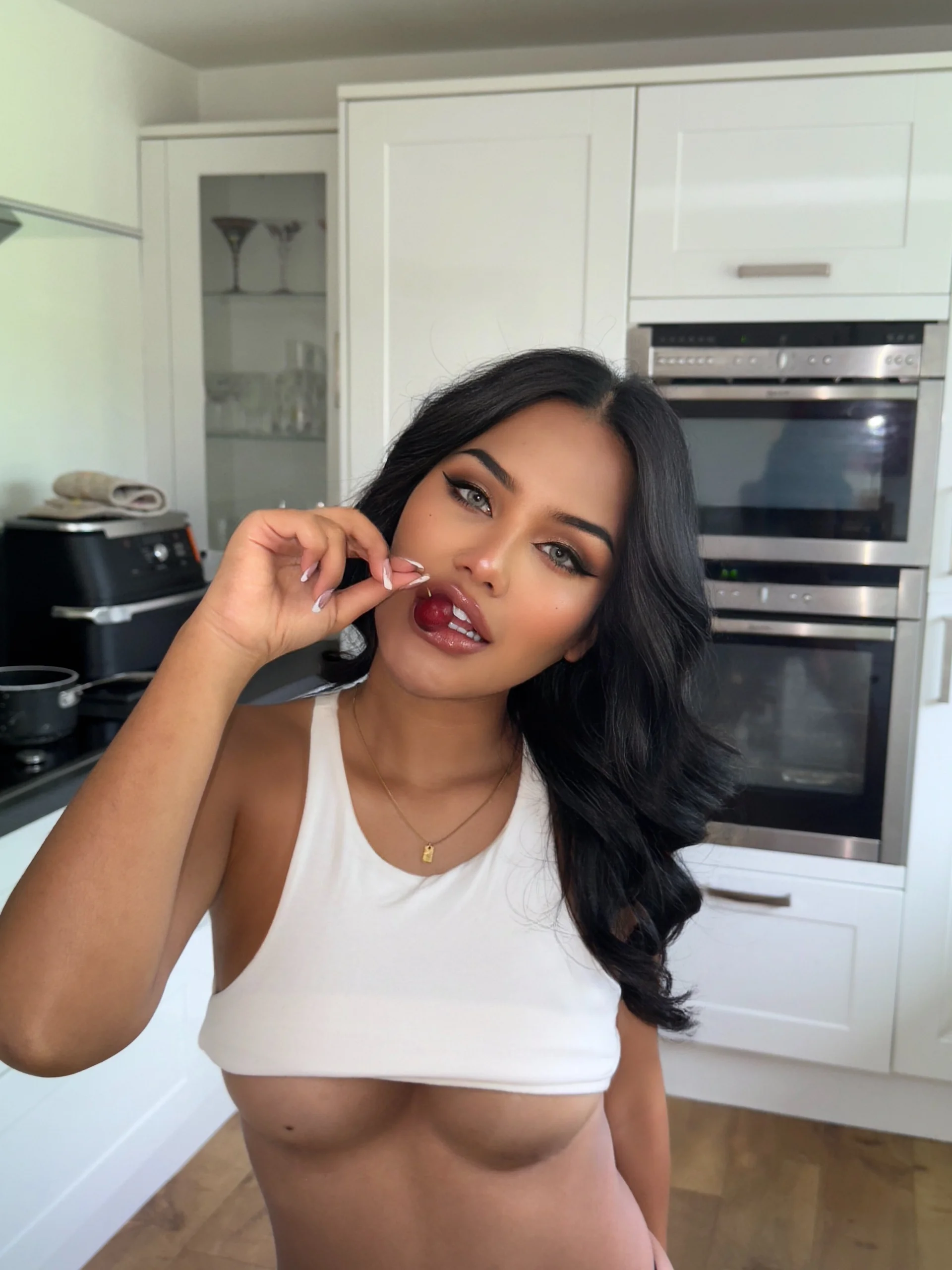 XXX Porn Photo of Nude ice_ice_babyy 17