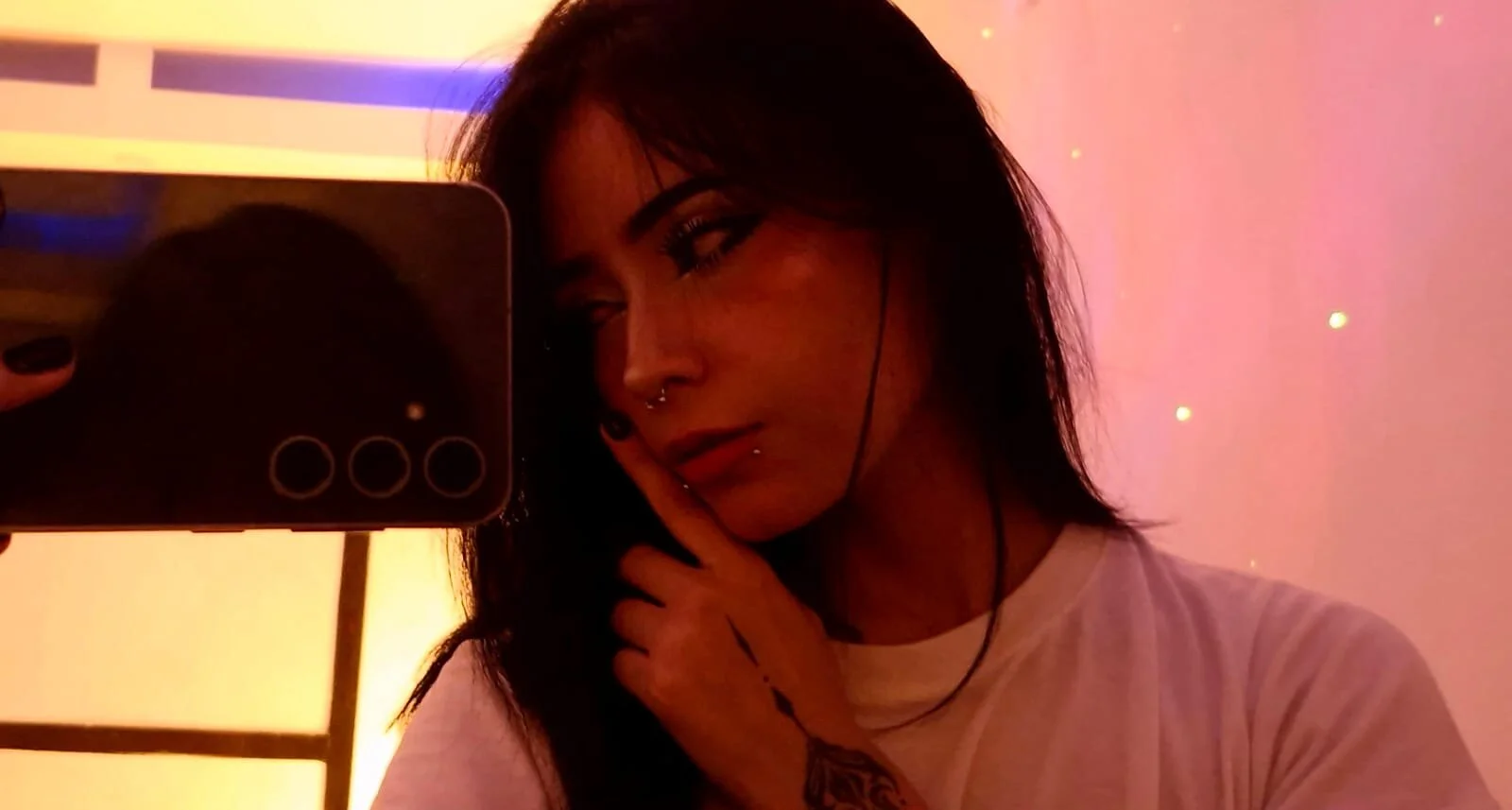XXX Porn Photo of Nude Melhoneymoon 8