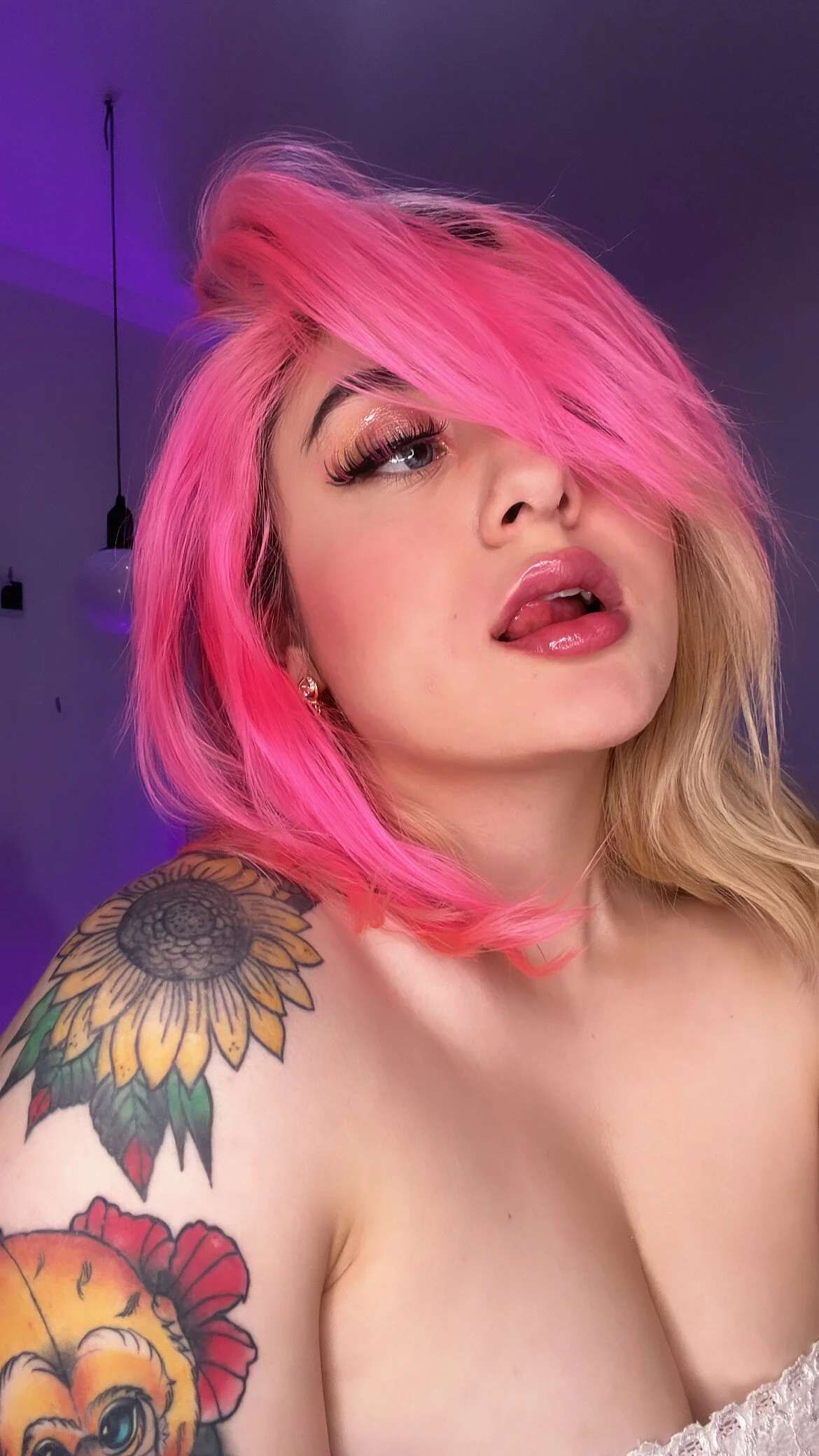 XXX Porn Photo of Nude Sam_Thompsoon_ 69