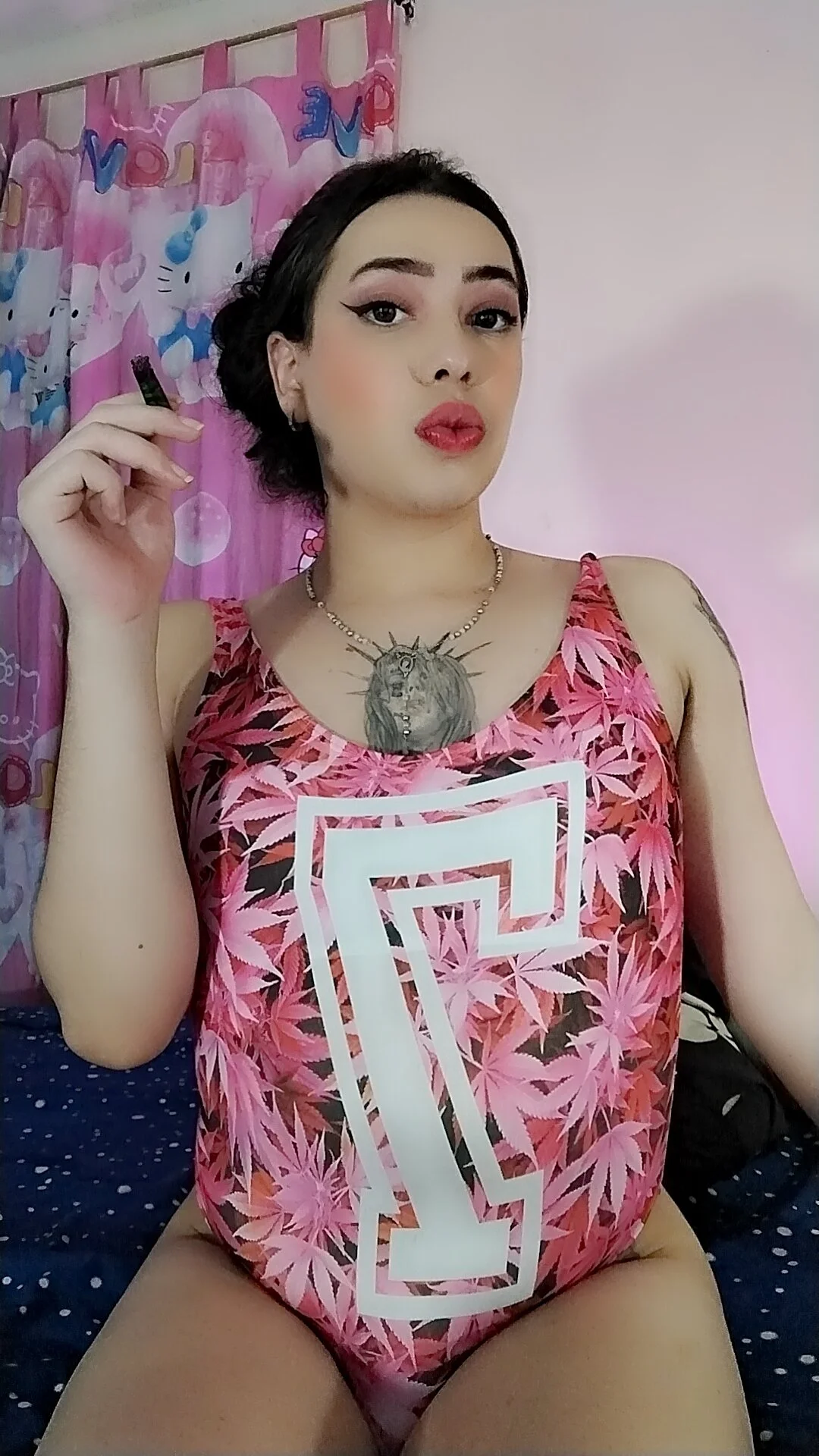 XXX Porn Photo of Nude Sexybitchxx_ 2