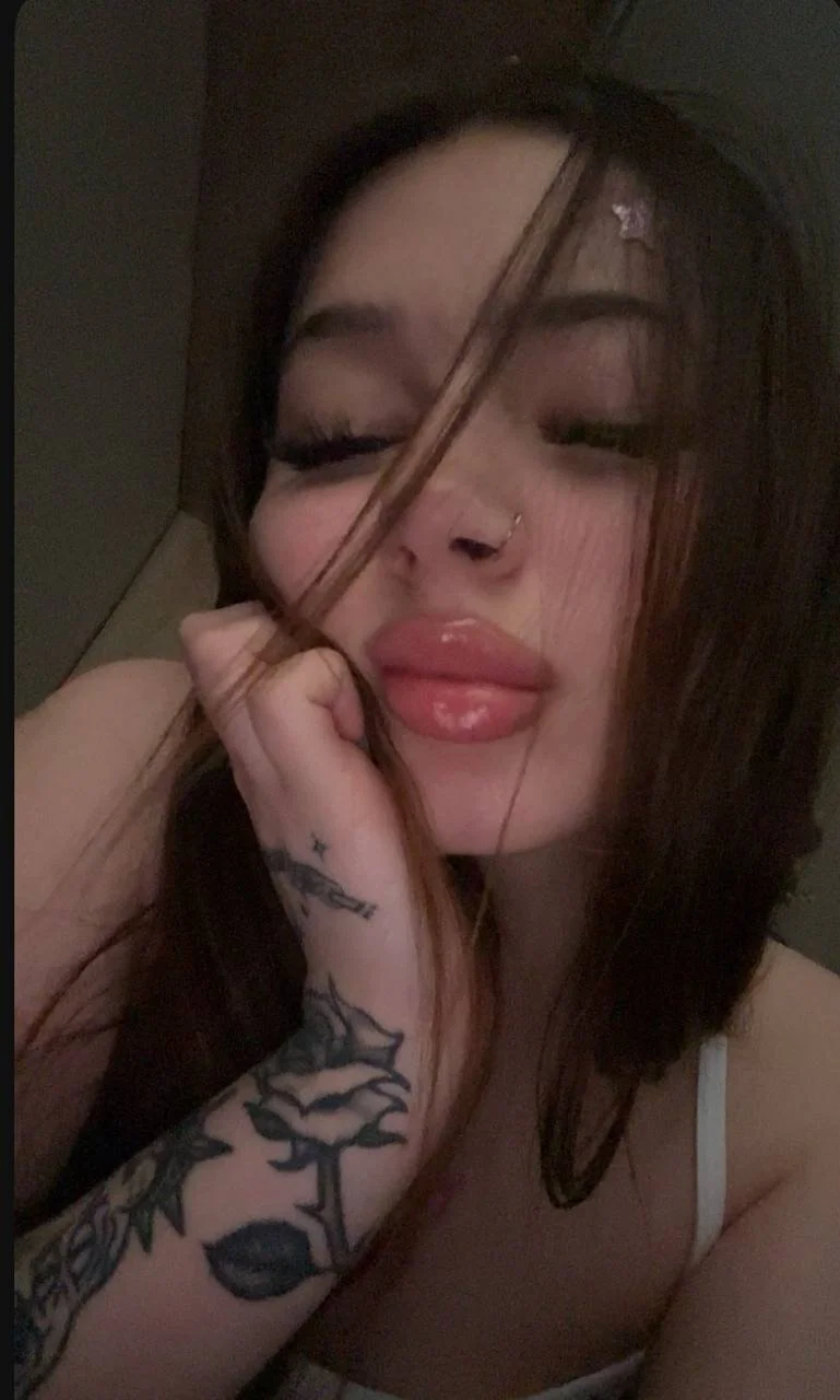 XXX Porn Photo of Nude MarigoldMary 4