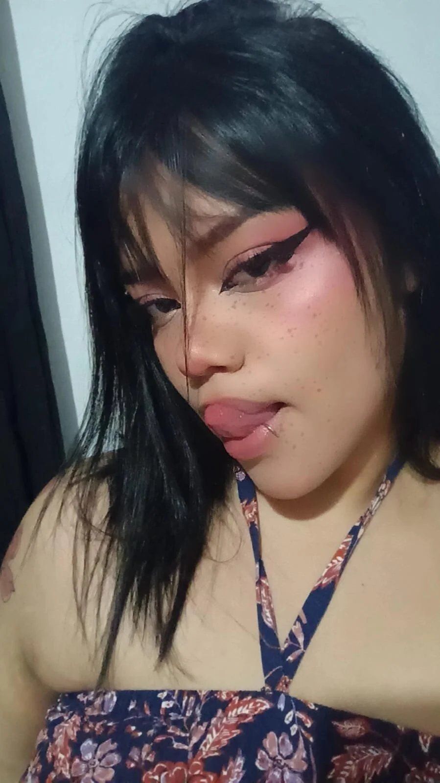 XXX Porn Photo of Nude swwet_bonnie 3