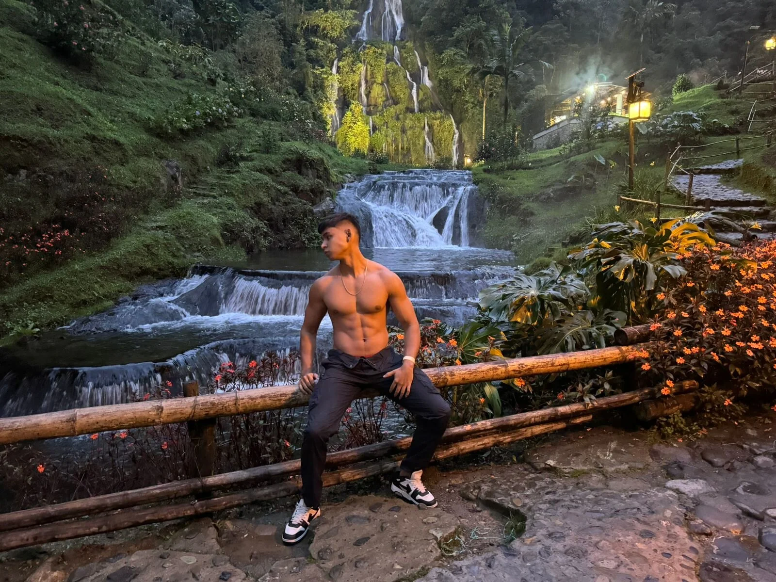 XXX Porn Photo of Nude Bray_Kevin 3