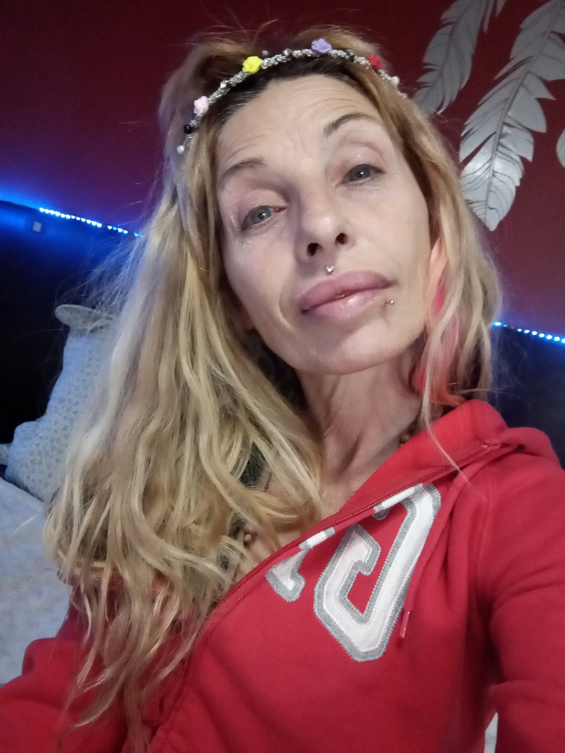 XXX Porn Photo of Nude FrozenWaffle 4