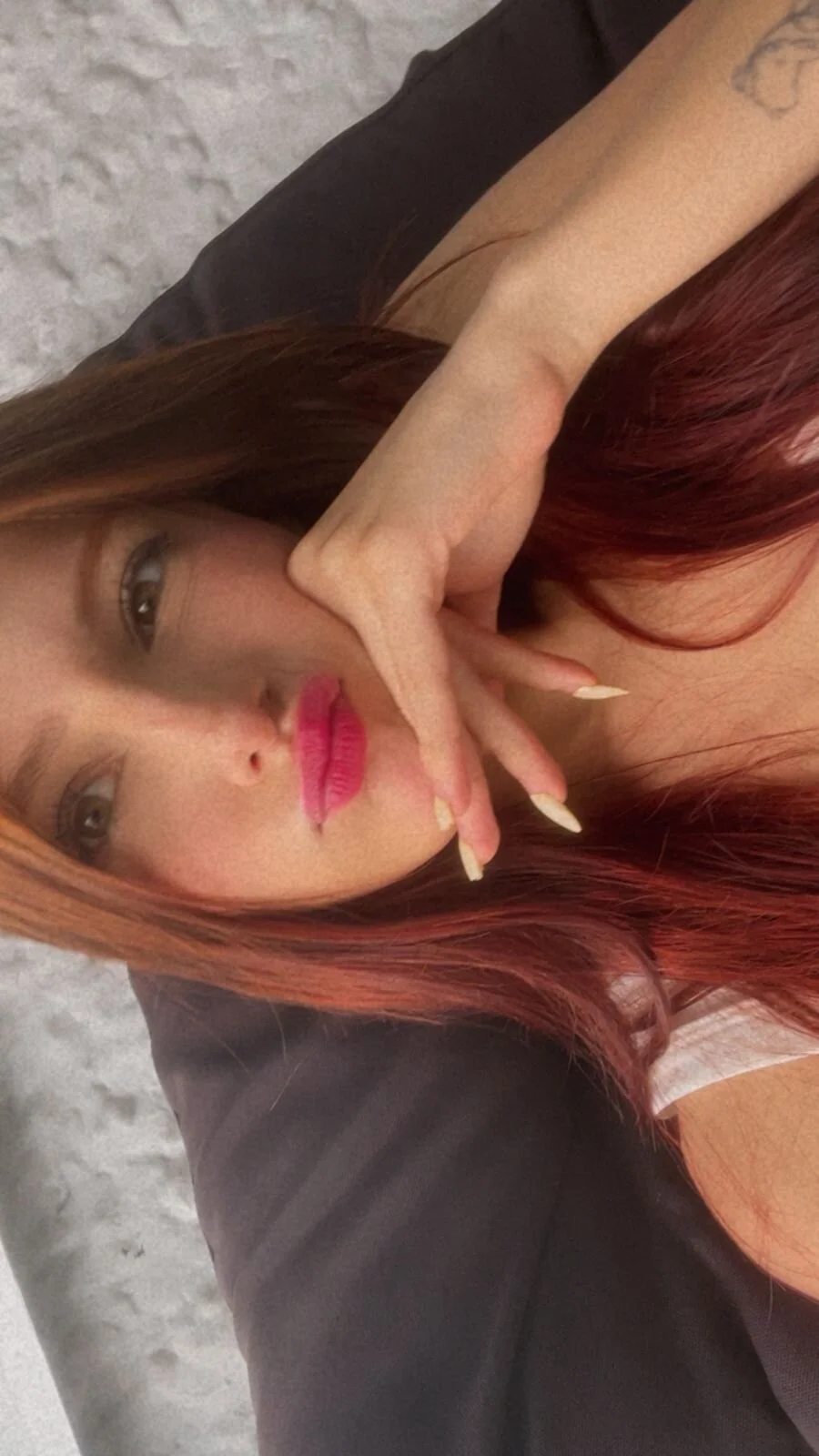 XXX Porn Photo of Nude iara_miranda 7