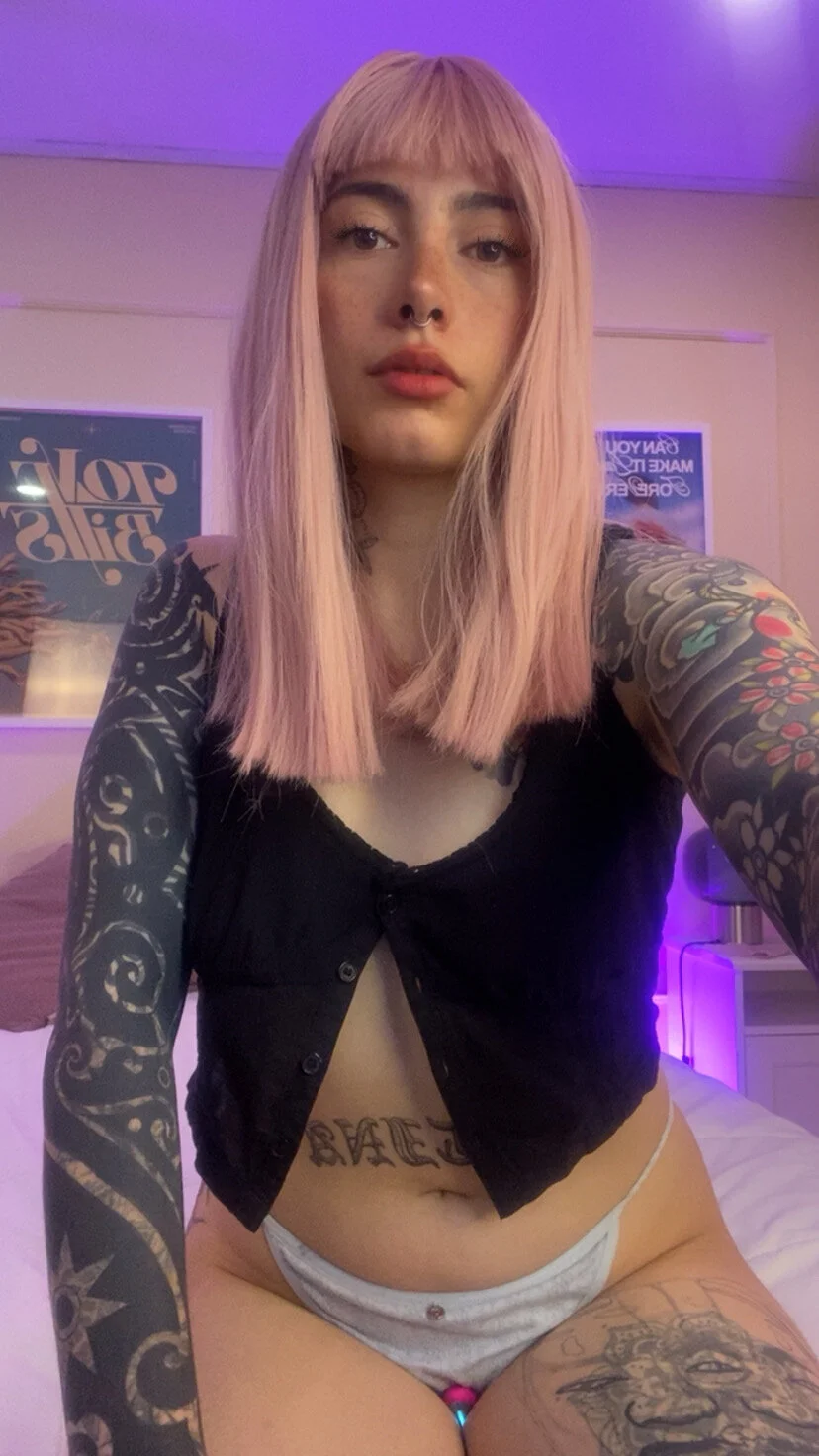 XXX Porn Photo of Nude Katushka_dh 8