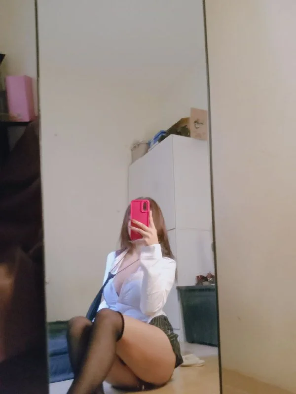 XXX Porn Photo of Nude vanessallena 5