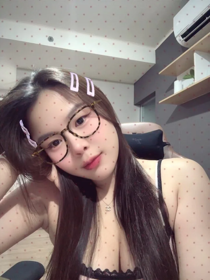XXX Porn Photo of Nude nenechuchu 22
