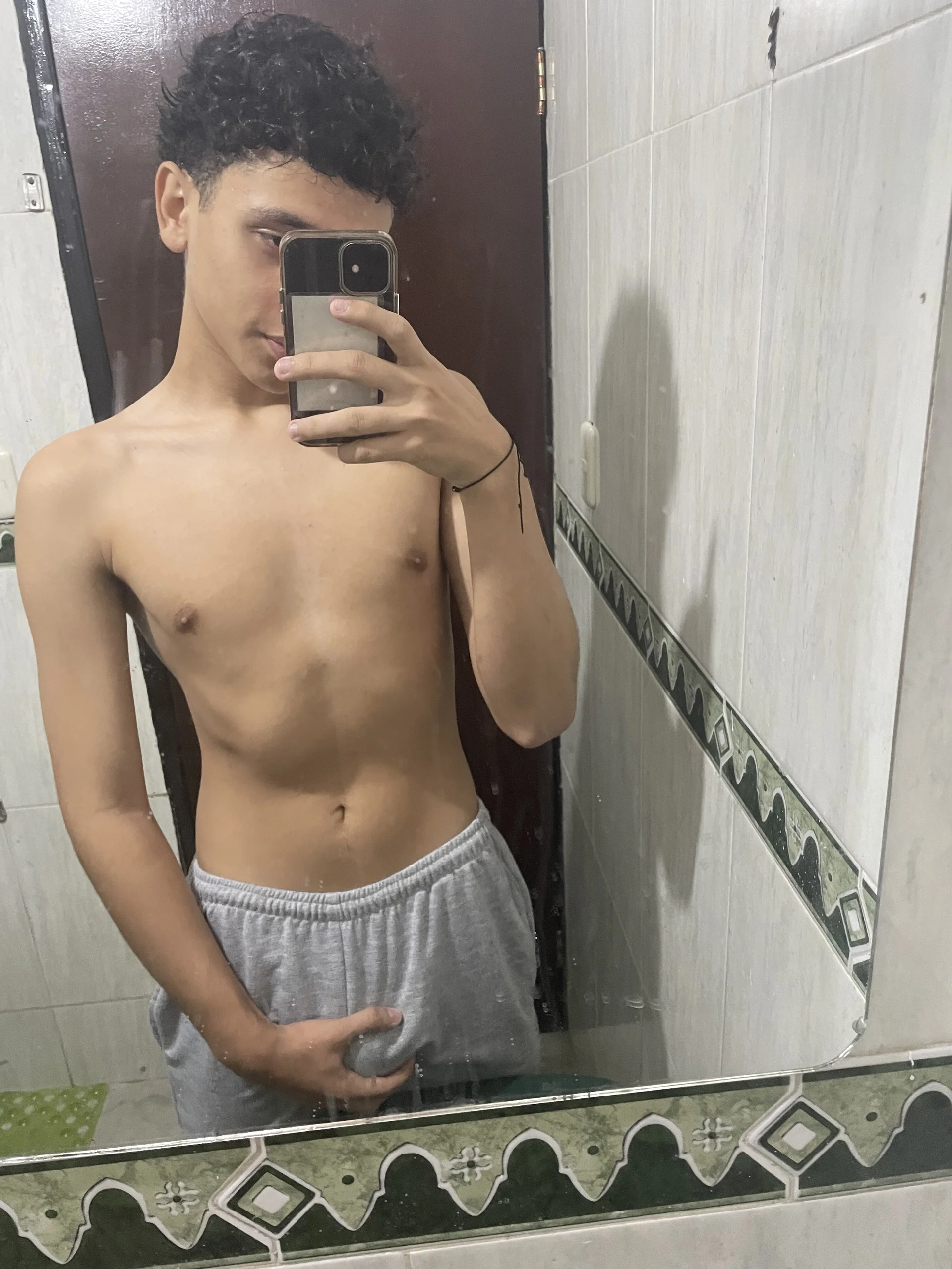 XXX Porn Photo of Nude sexybadboy697 3