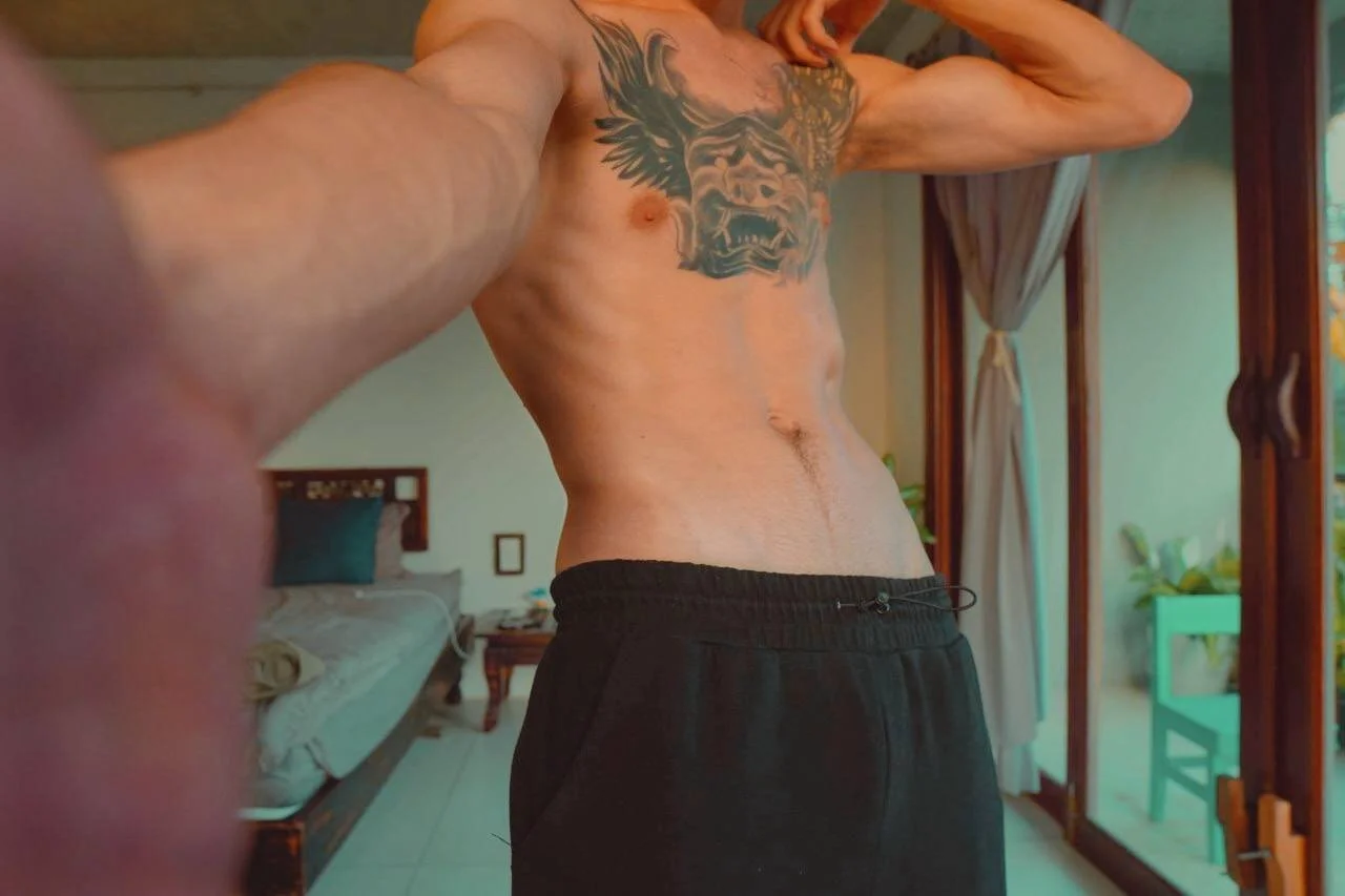 XXX Porn Photo of Nude William_Henry_ 43