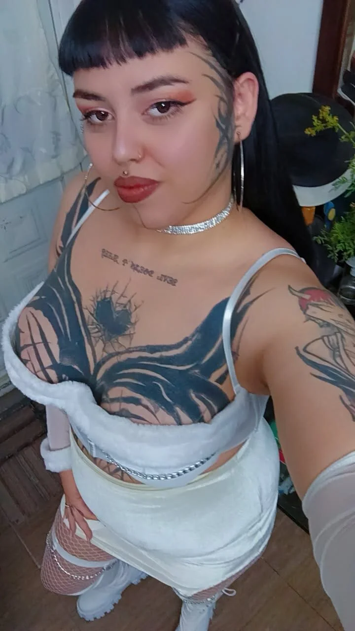 XXX Porn Photo of Nude Marlbolo_Rojo01 70