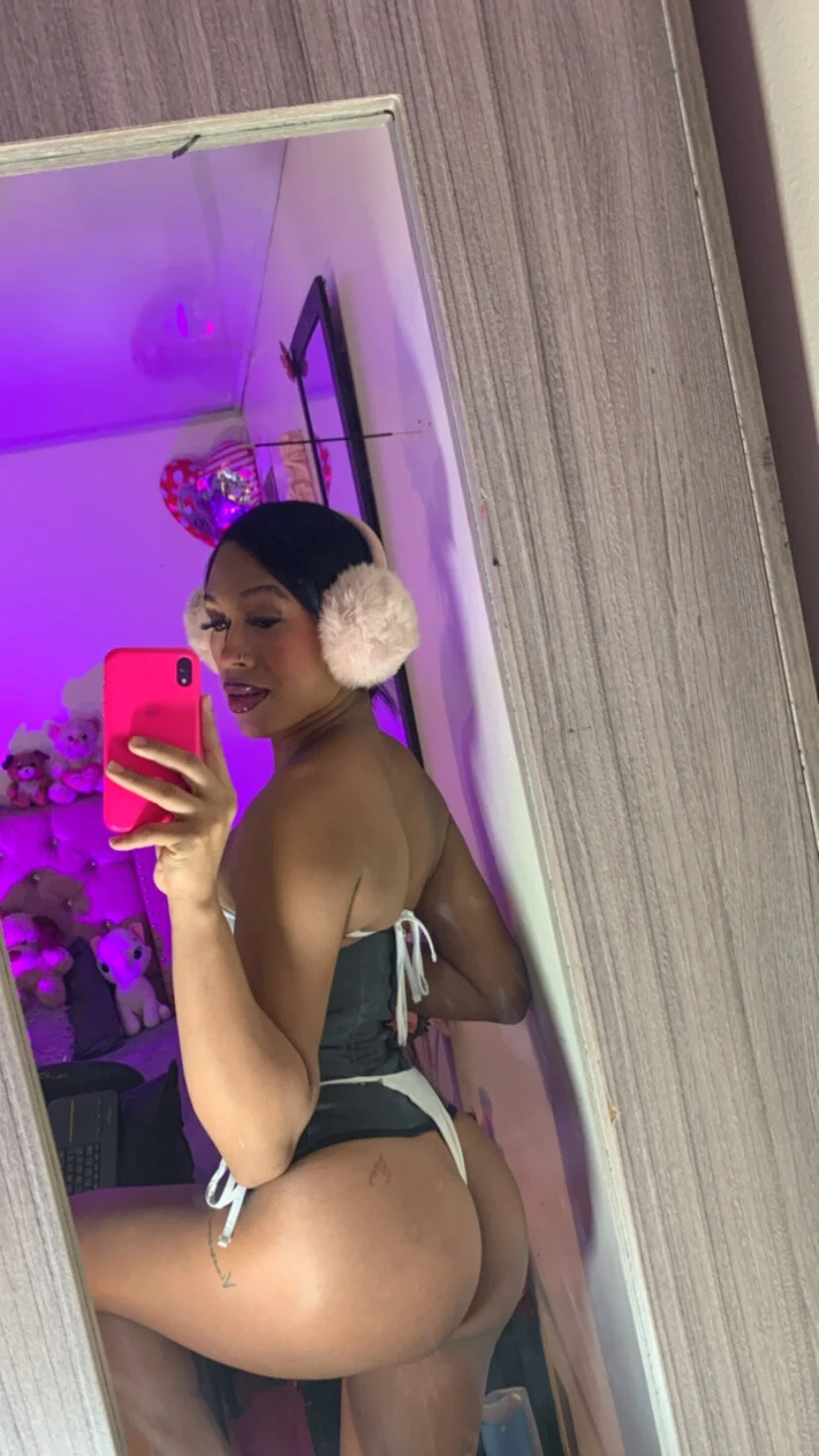 XXX Porn Photo of Nude _ChanellR_ 19