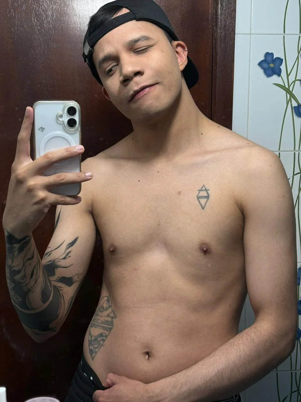 XXX Porn Photo of Nude Im_Marco_ 9
