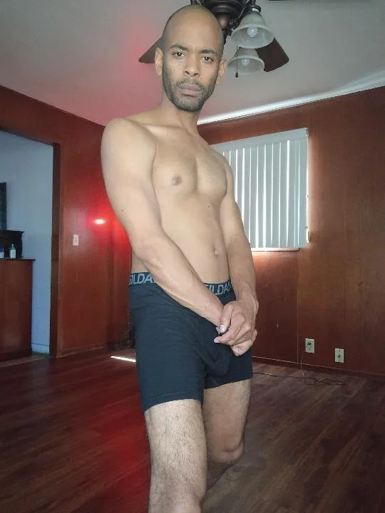 XXX Porn Photo of Nude darrenjones1217 5