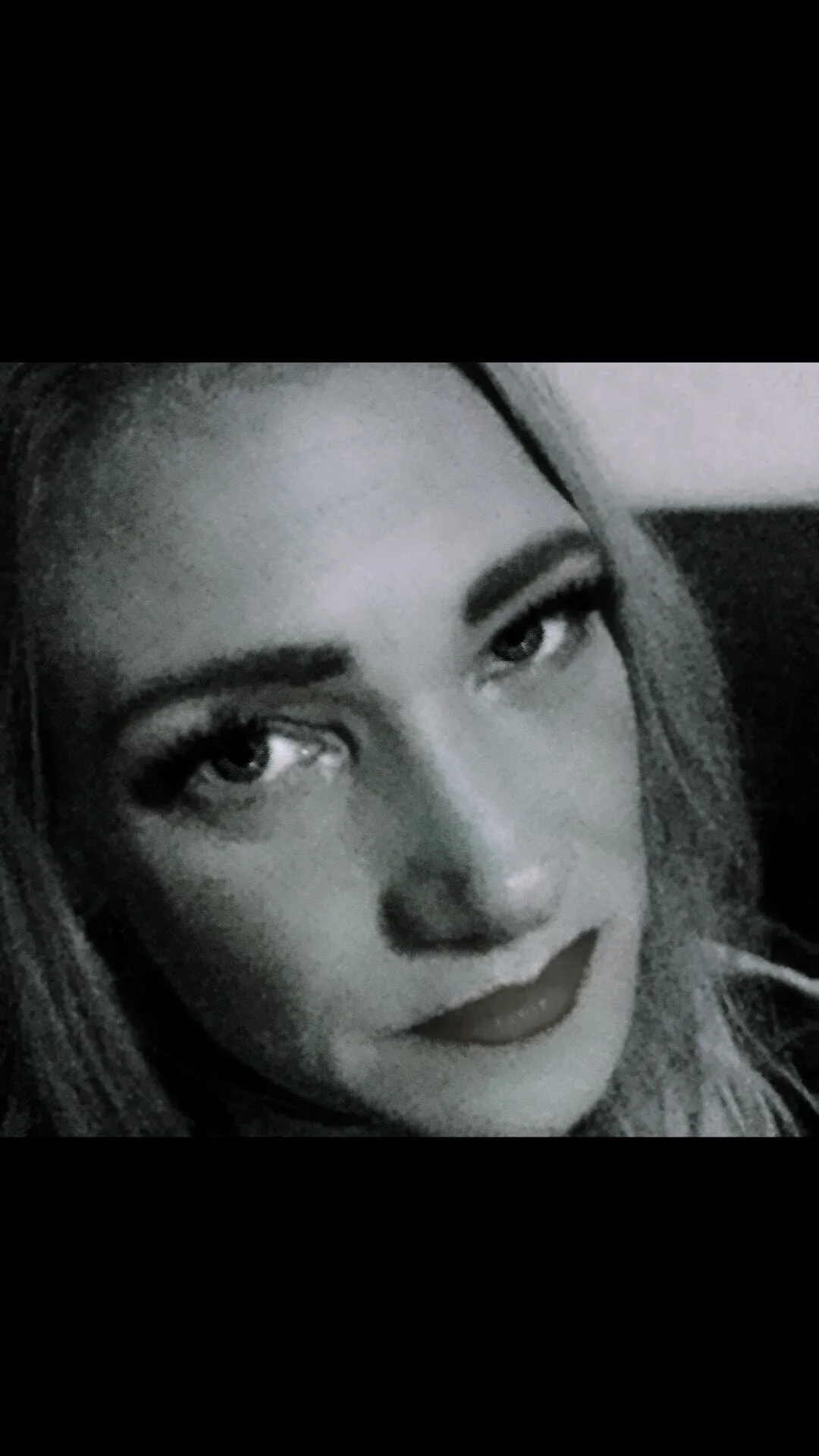 XXX Porn Photo of Nude RoxyBlume 4