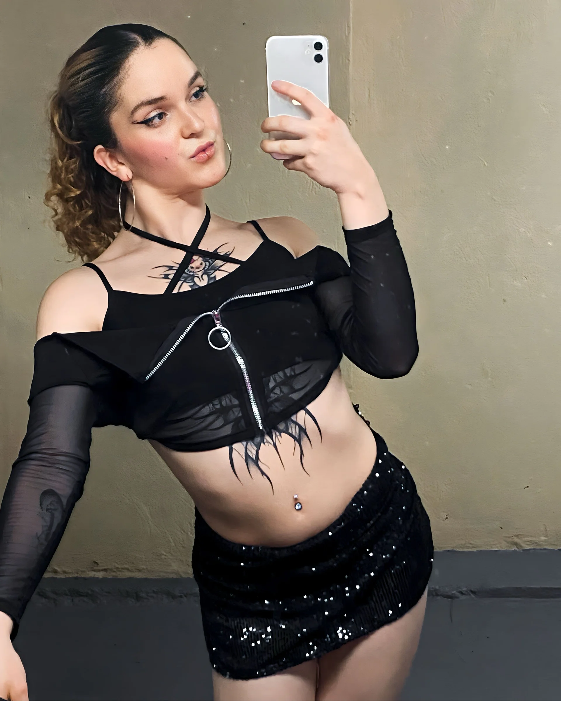 XXX Porn Photo of Nude misschloe__ 7