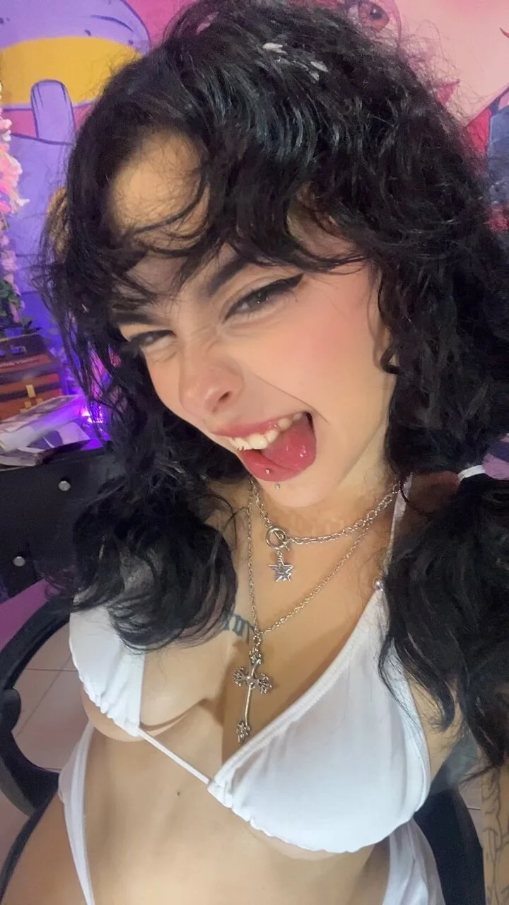 XXX Porn Photo of Nude NanaGameplays707 6