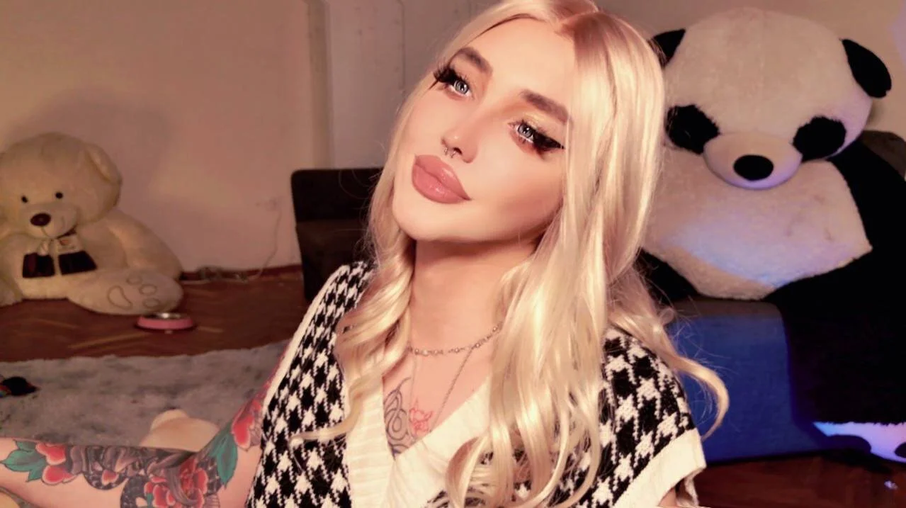 XXX Porn Photo of Nude _rose_monarch_ 3