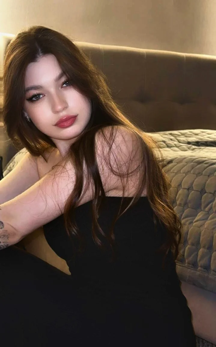 XXX Porn Photo of Nude Omella_Tomson 3