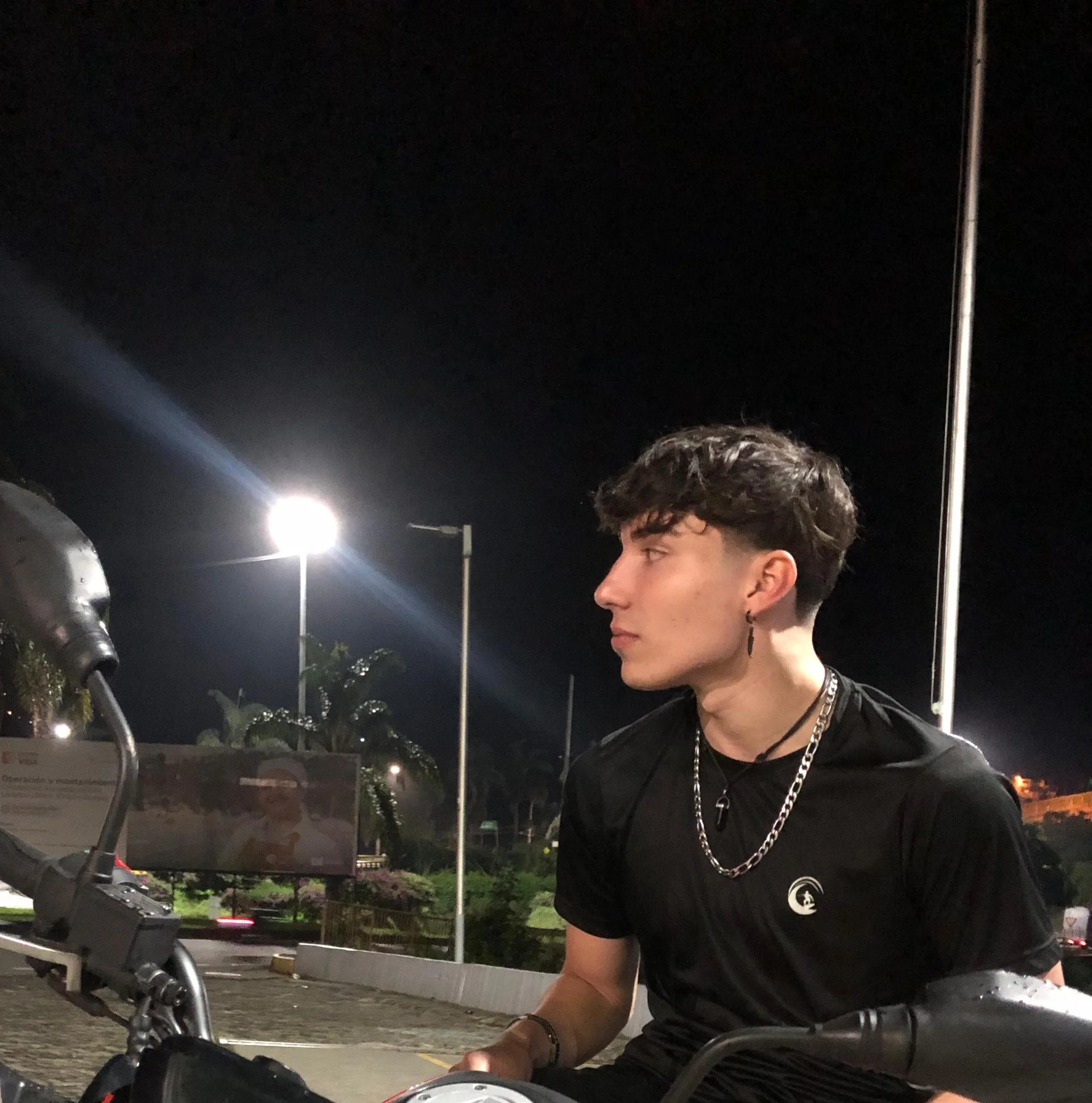 XXX Porn Photo of Nude knielBgm 11
