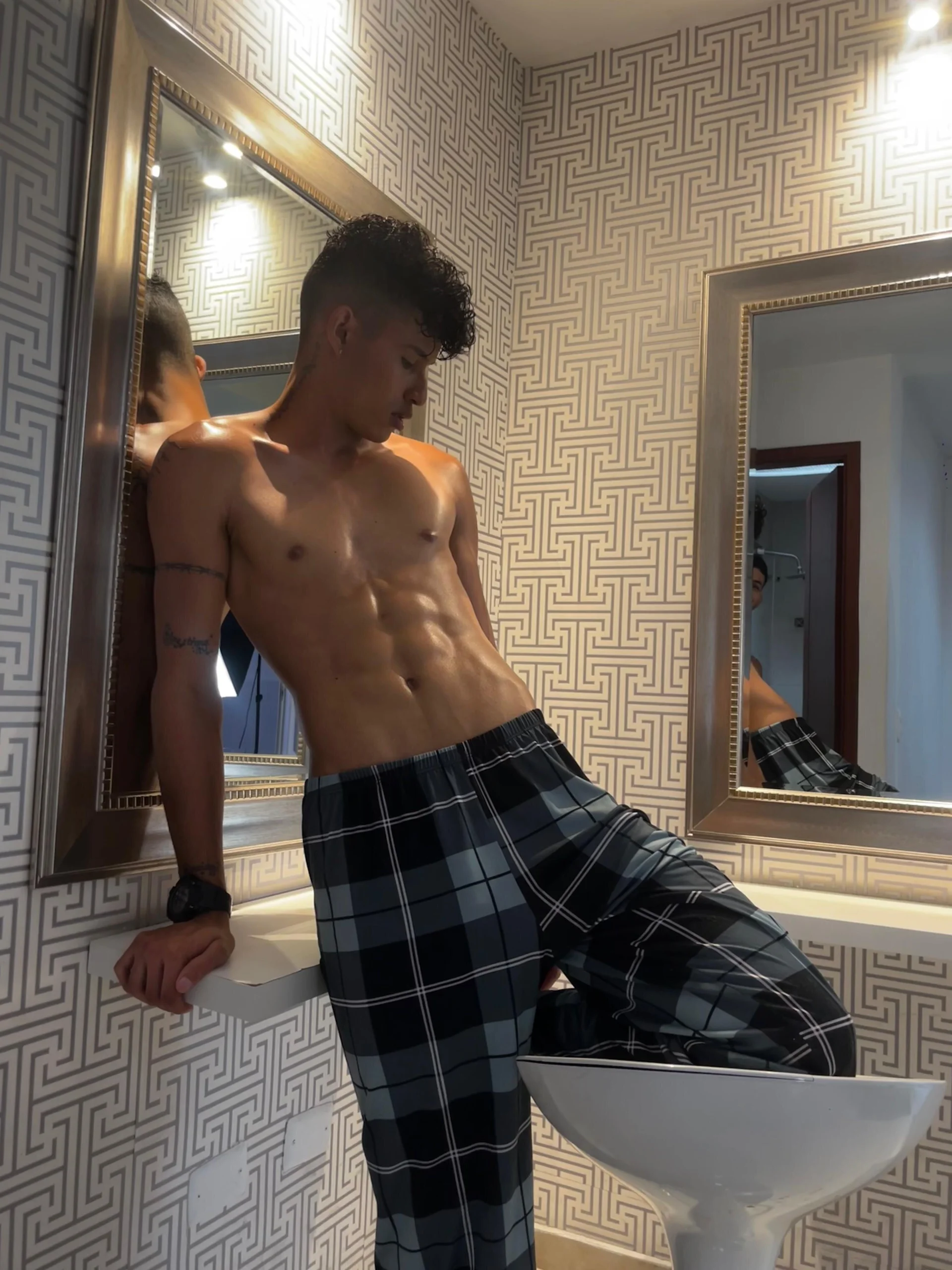 XXX Porn Photo of Nude KamiSuarez 64