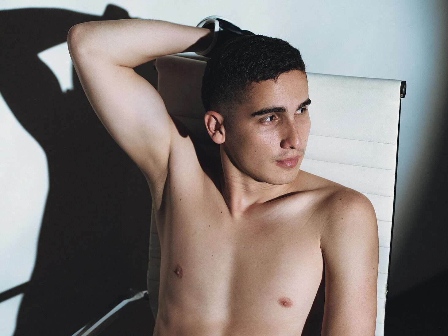 XXX Porn Photo of Nude ryanlevi1 6