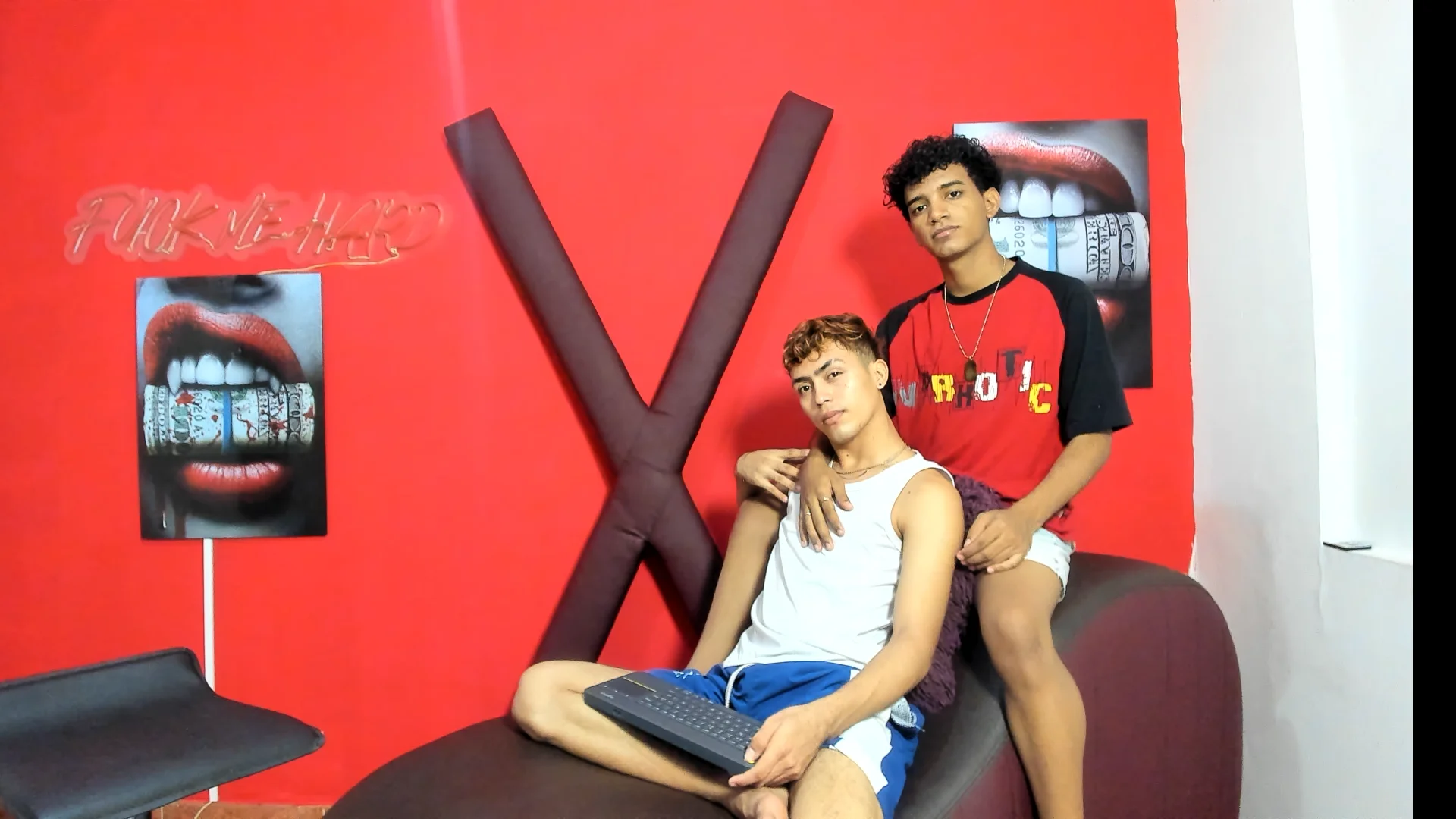 XXX Porn Photo of Nude VERY_HOT_GUYS 1