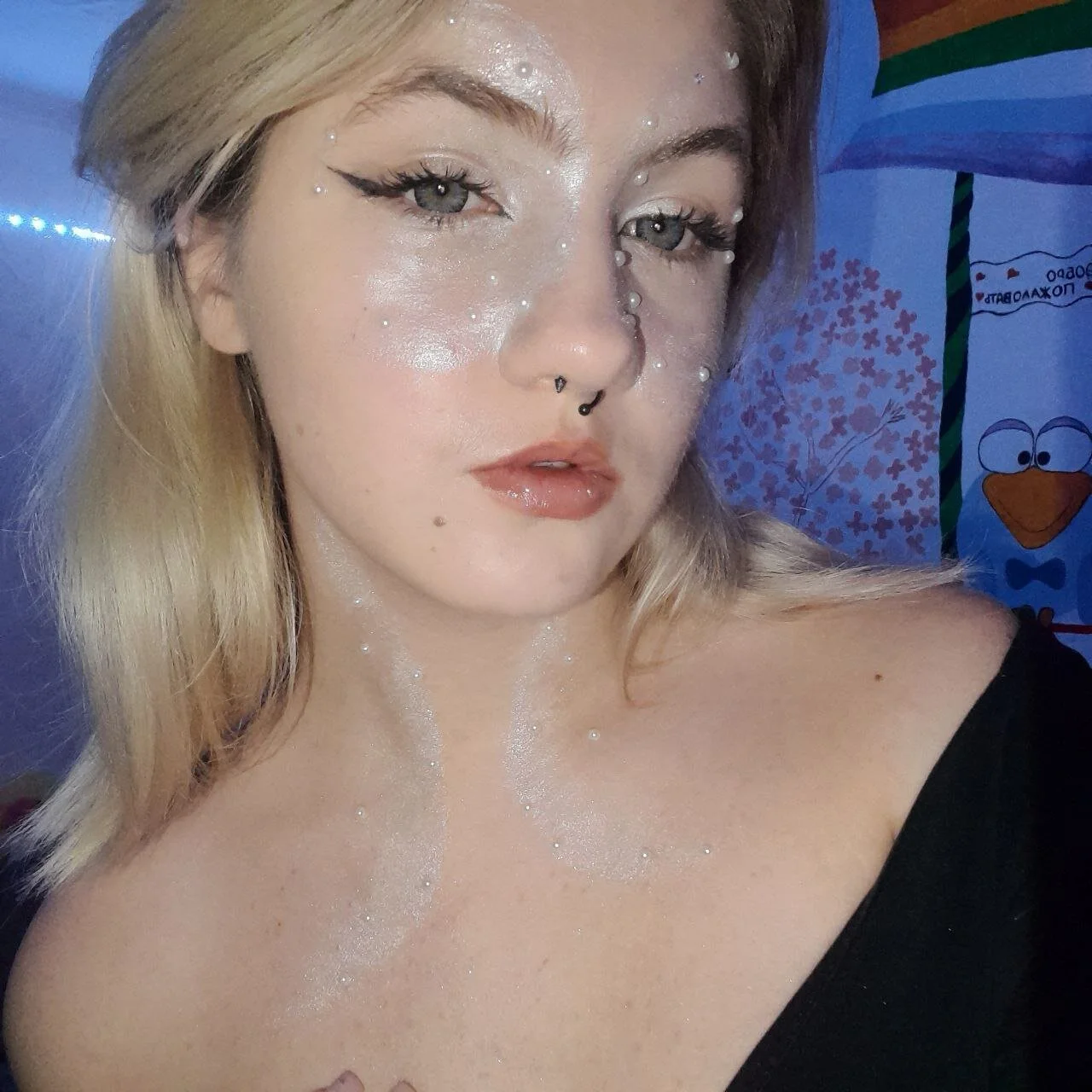 XXX Porn Photo of Nude lovelyy_julia 12