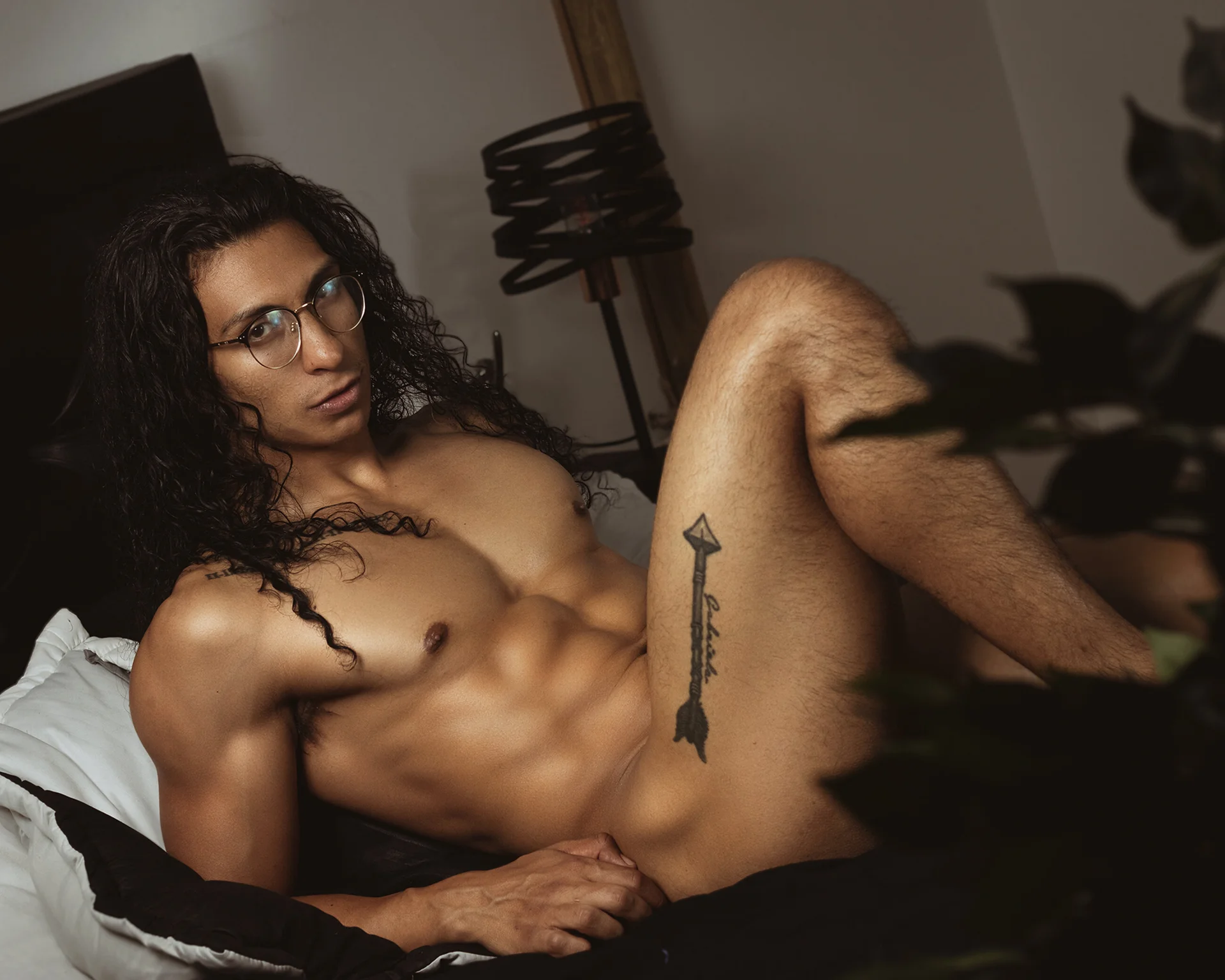 XXX Porn Photo of Nude ApoloCruz 8