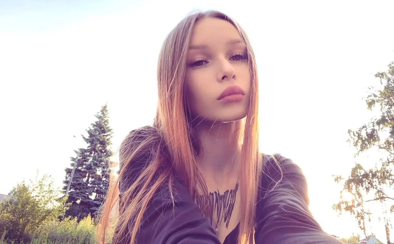 XXX Porn Photo of Nude LinaMeey 6