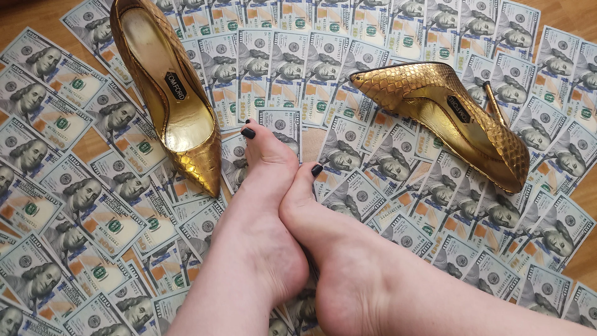 XXX Porn Photo of Nude FinDomGod 107