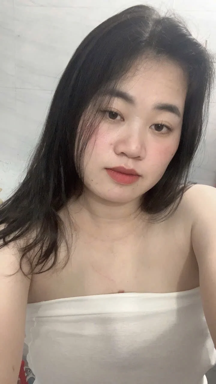 XXX Porn Photo of Nude Clair_zee 2
