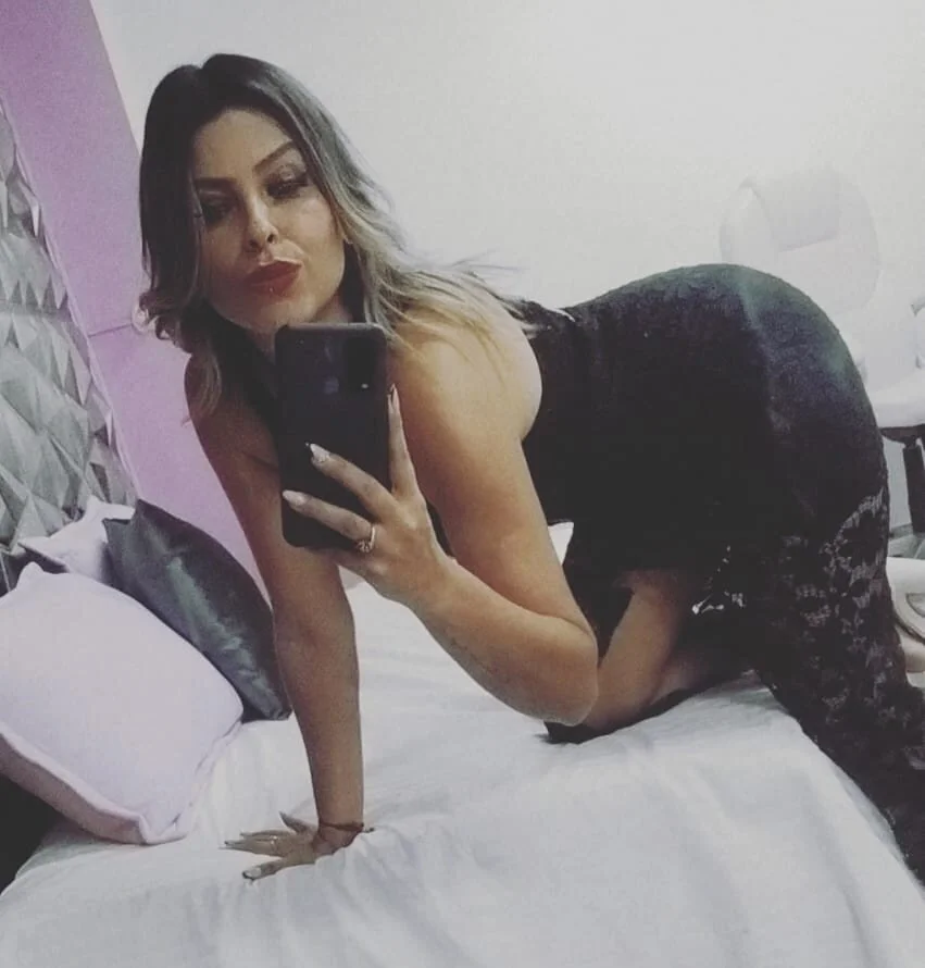 XXX Porn Photo of Nude Scarlett_Evanz 6