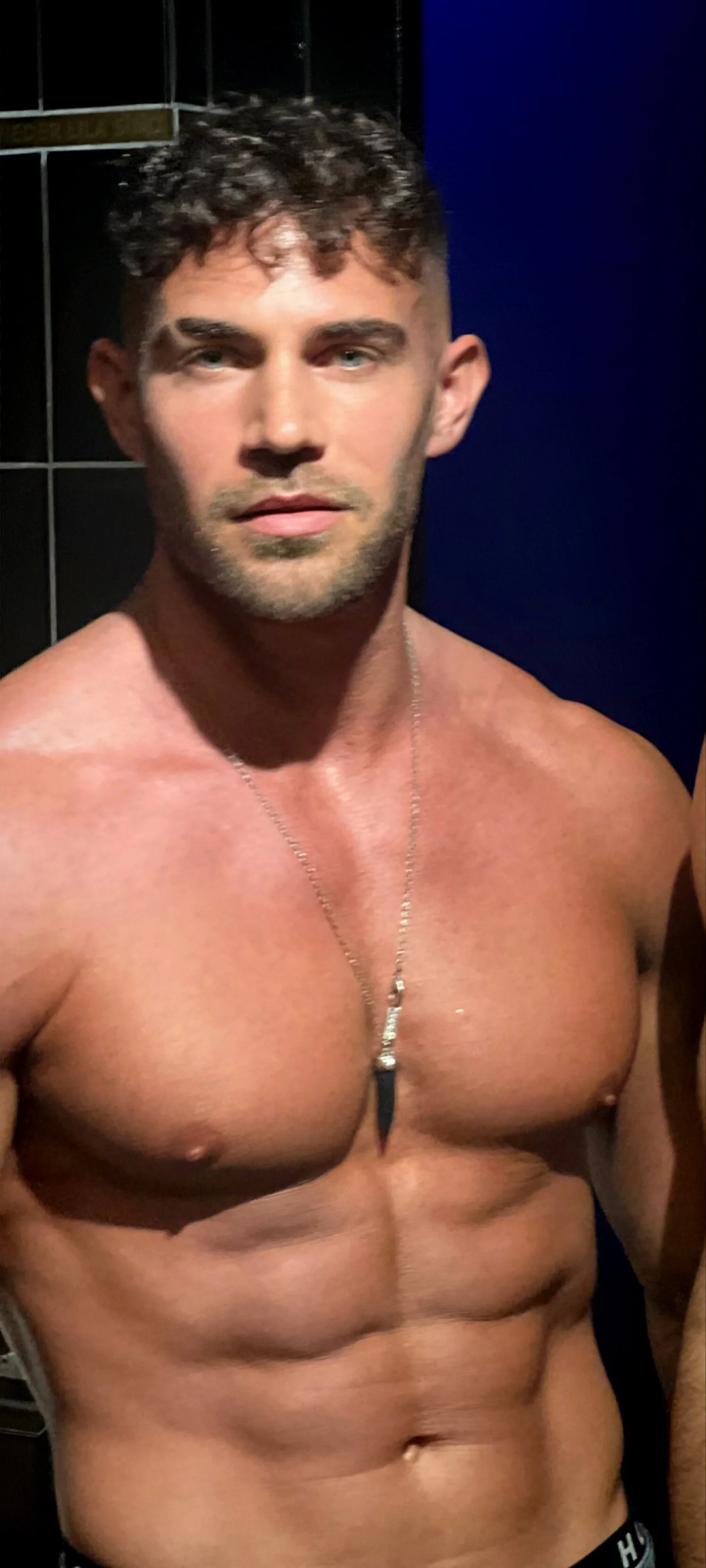 XXX Porn Photo of Nude alpha-hunk 4
